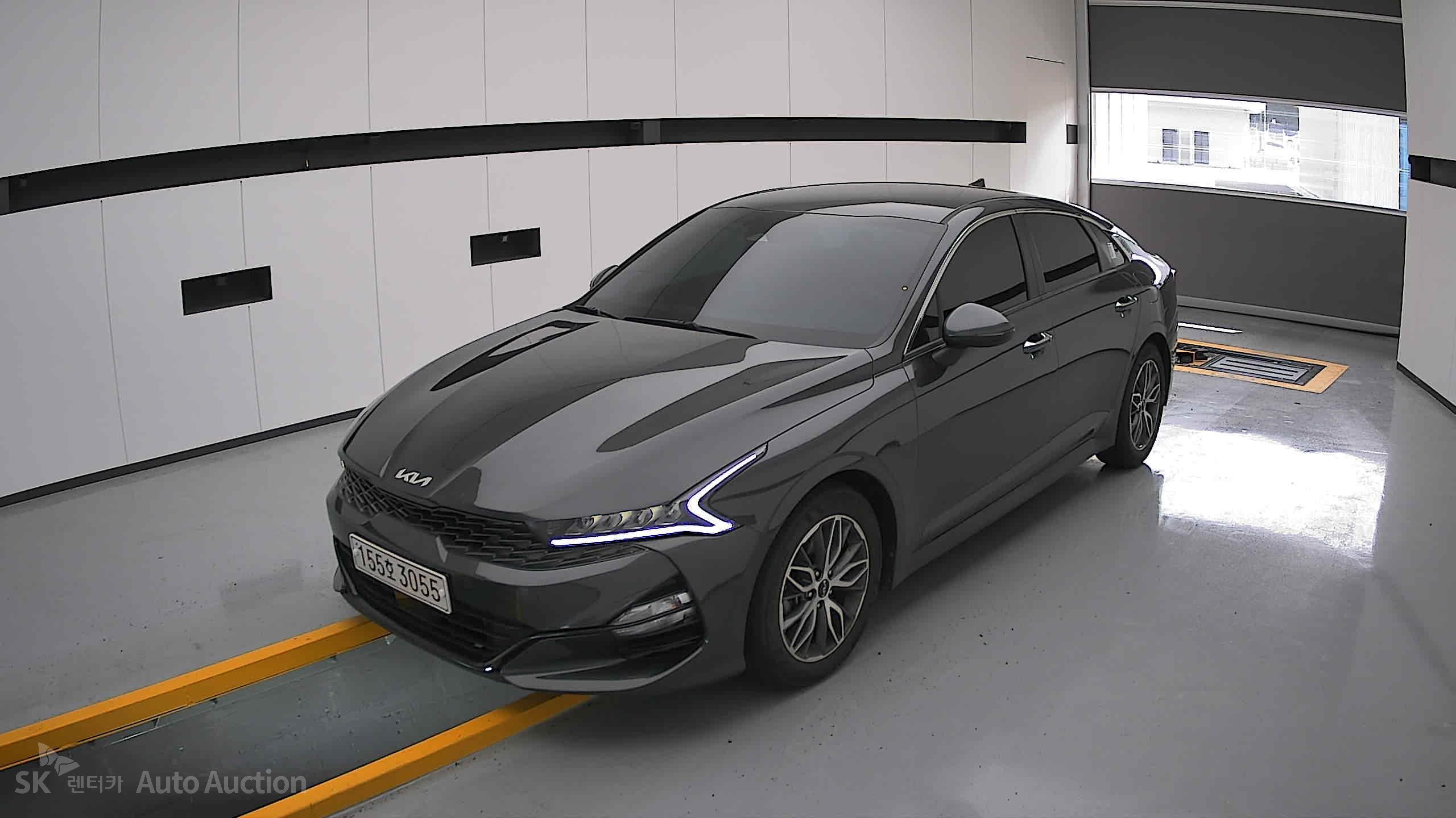 2022 - kia k5