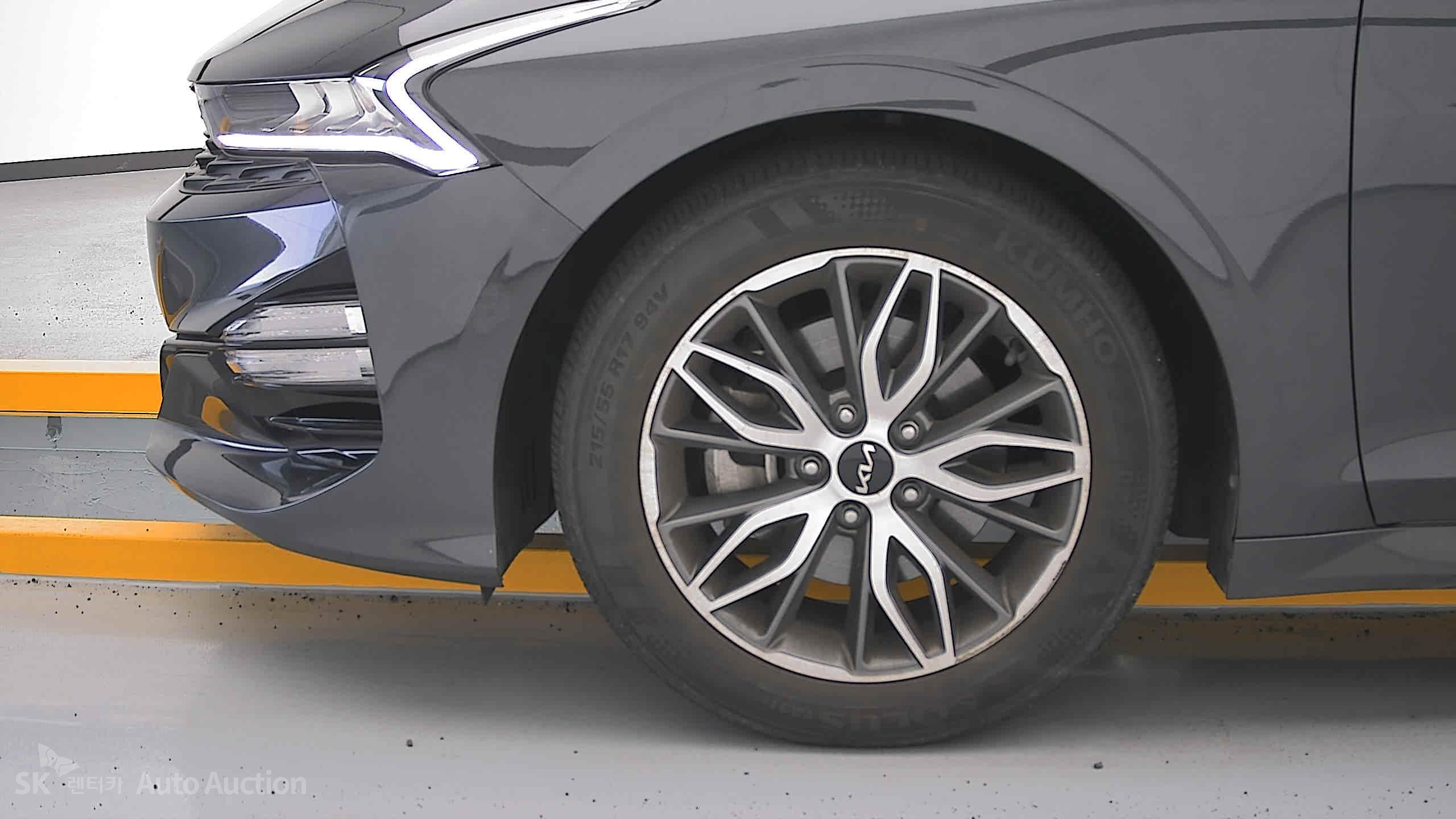 2022 - kia k5