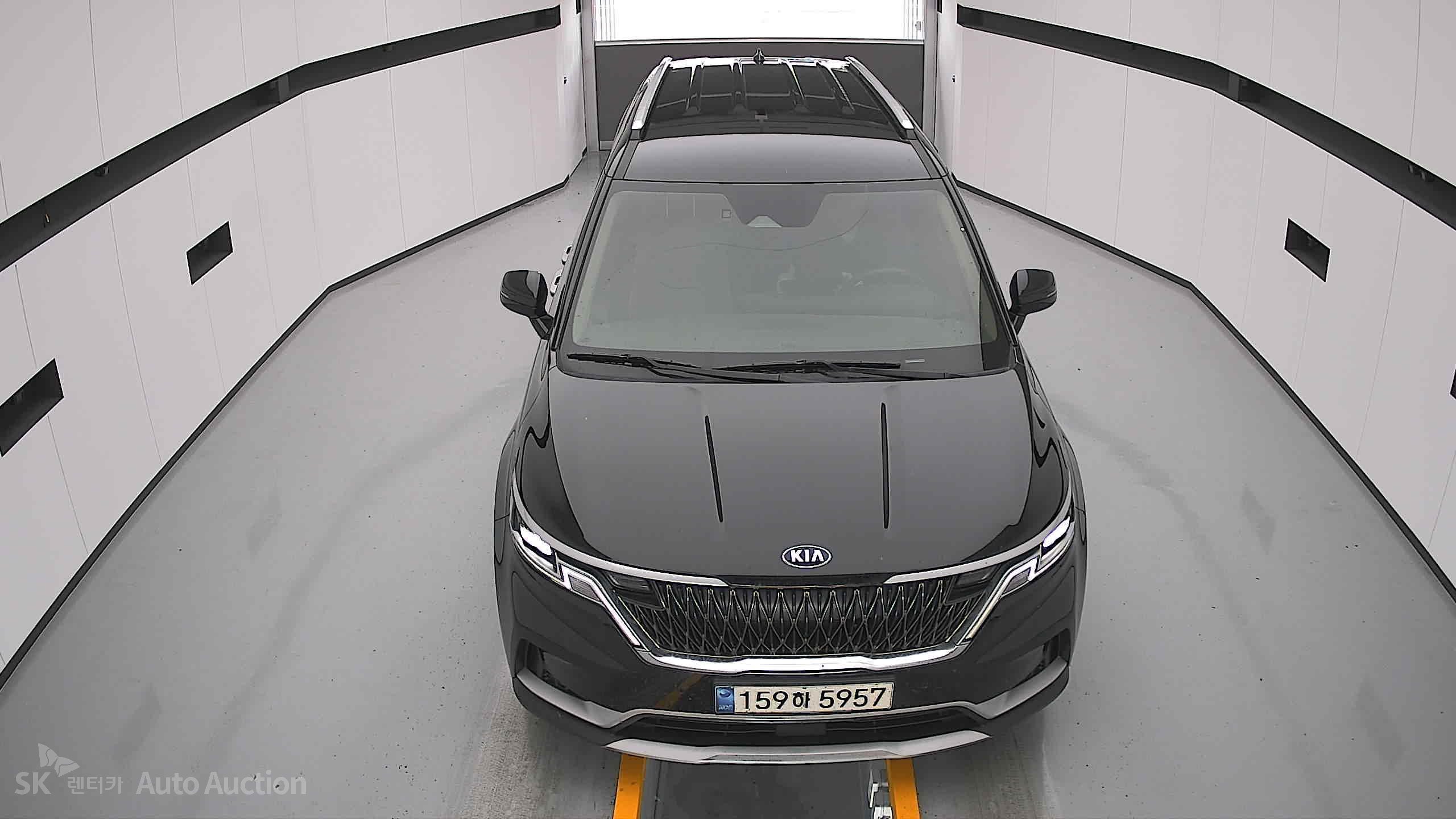 2021 - kia carnival