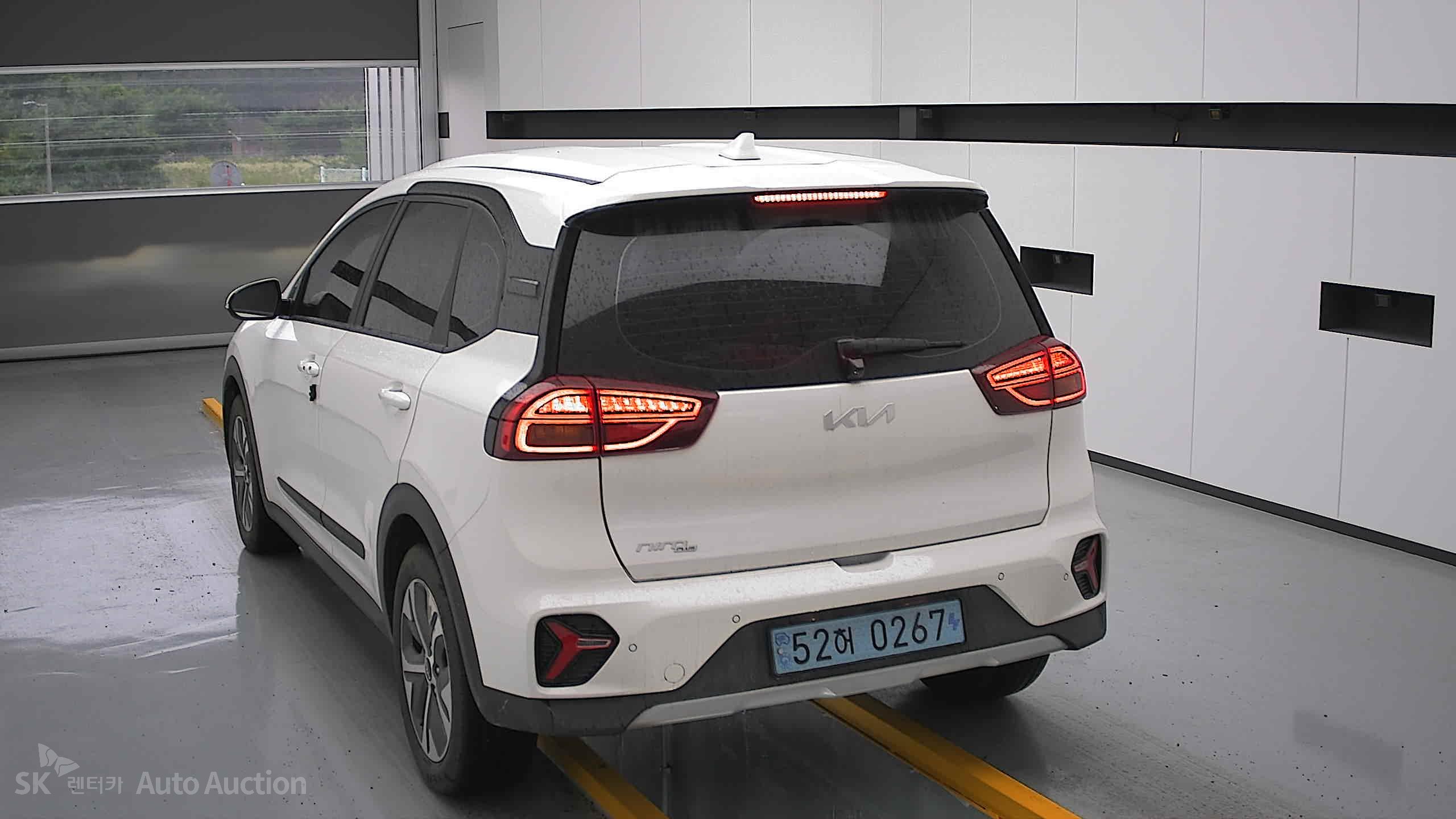 2023 - kia niro
