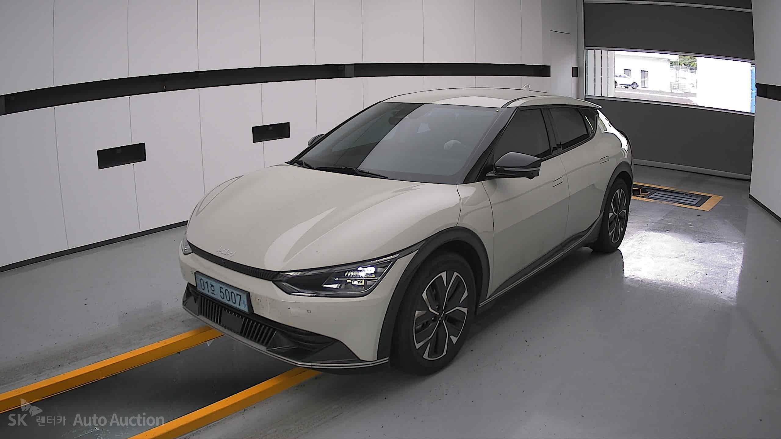 2022 - kia ev6
