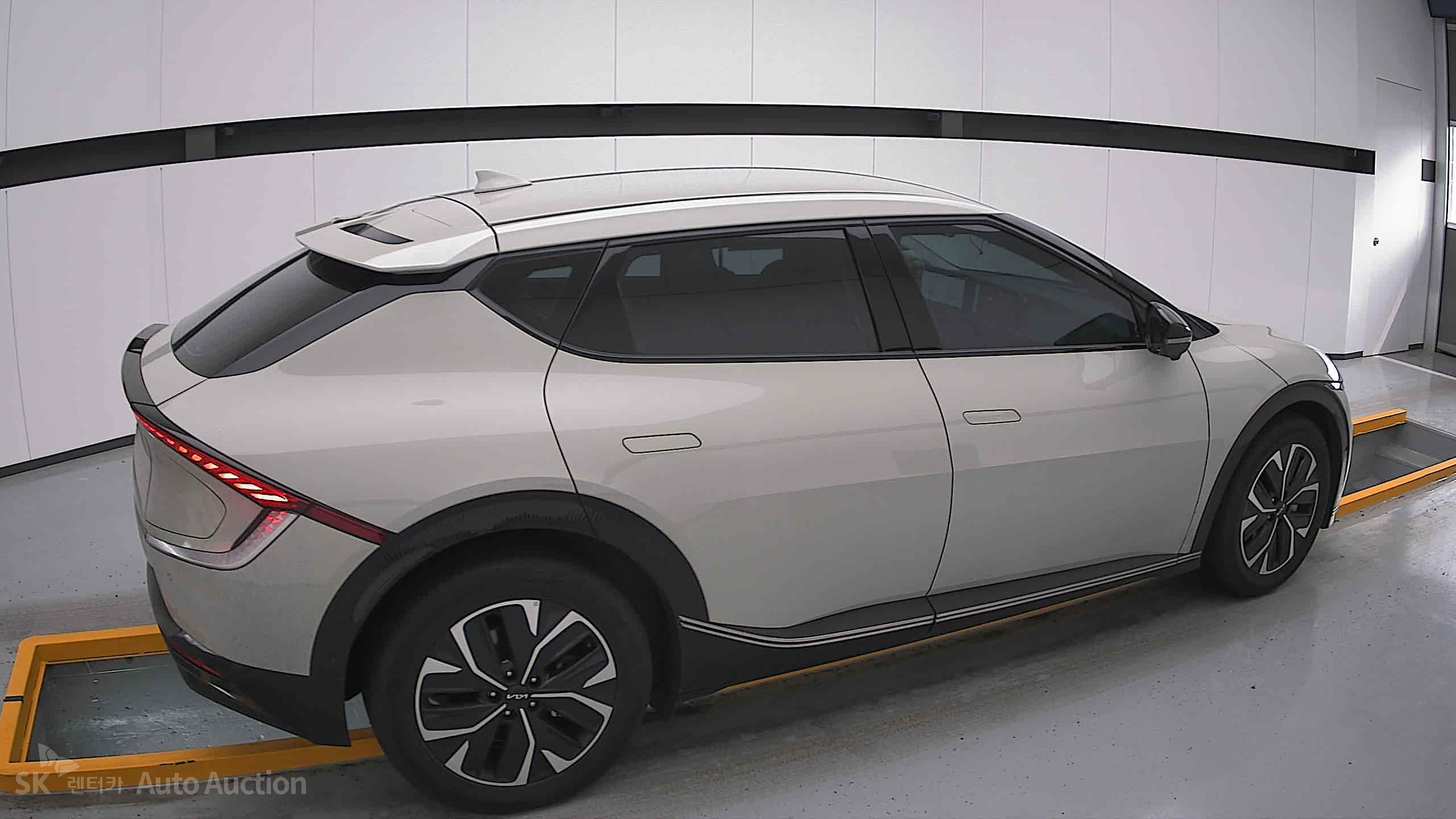 2022 - kia ev6