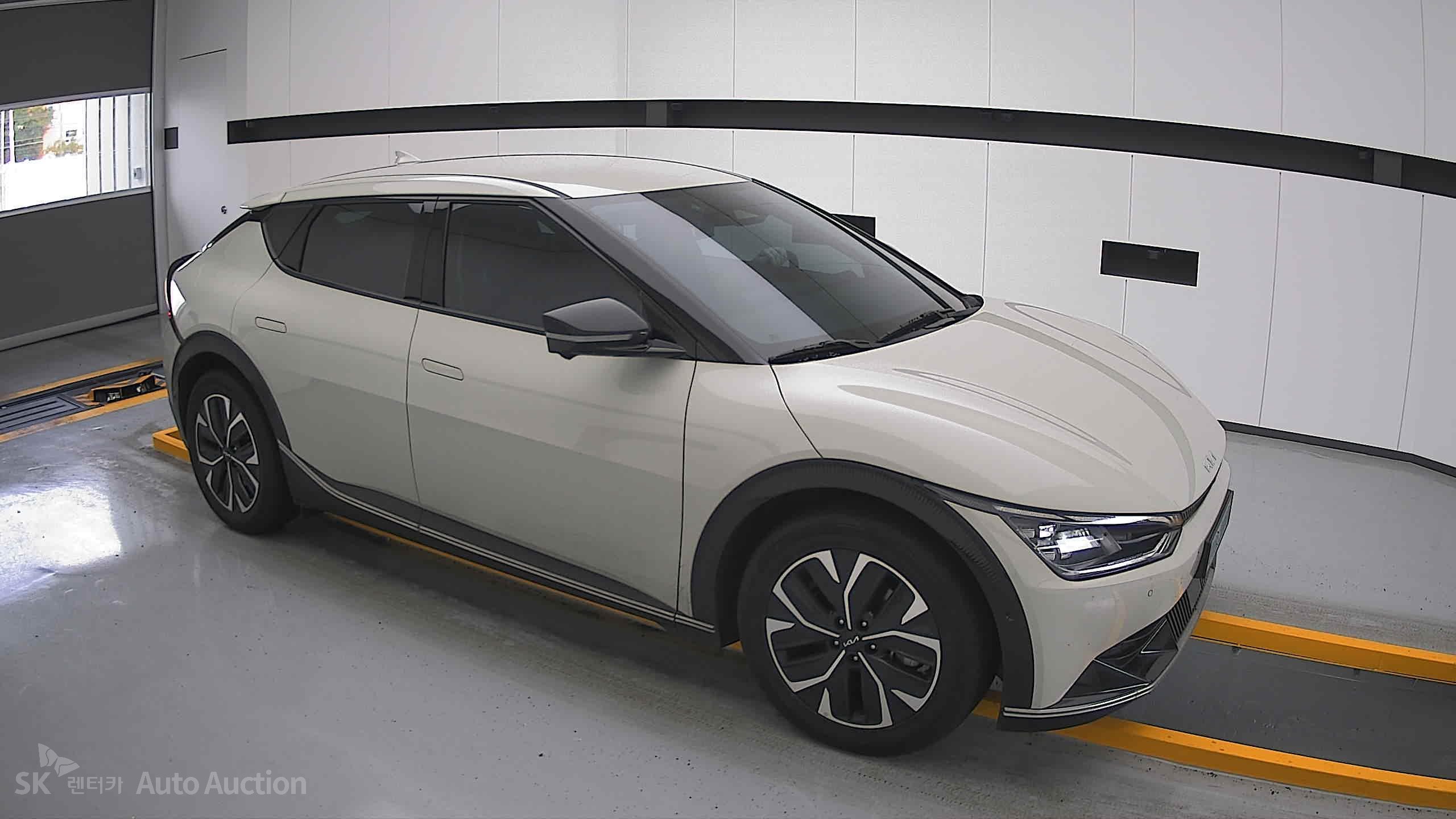 2022 - kia ev6