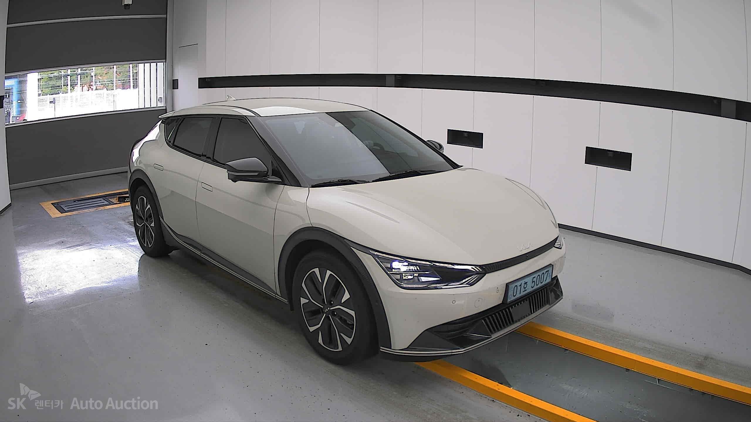 2022 - kia ev6