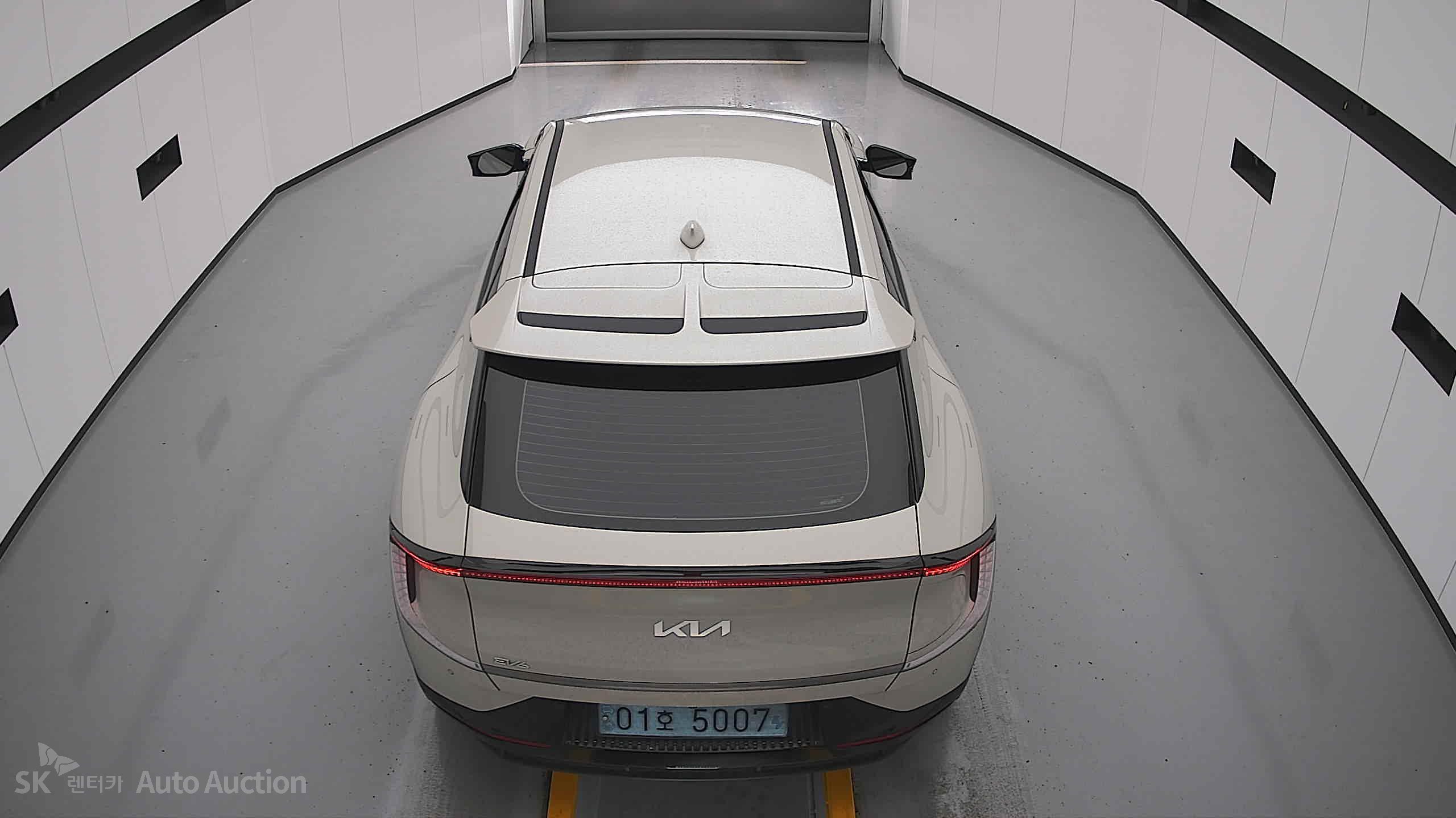 2022 - kia ev6