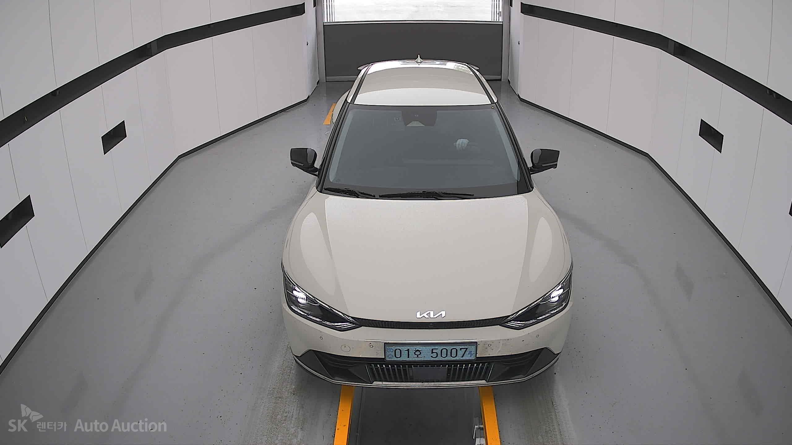 2022 - kia ev6