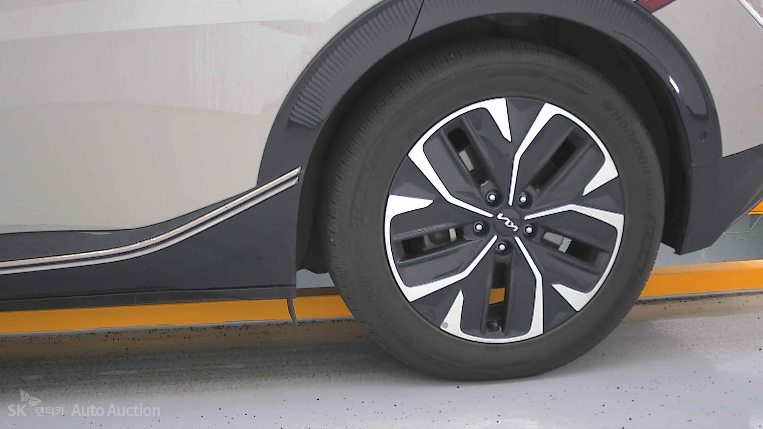 2022 - kia ev6