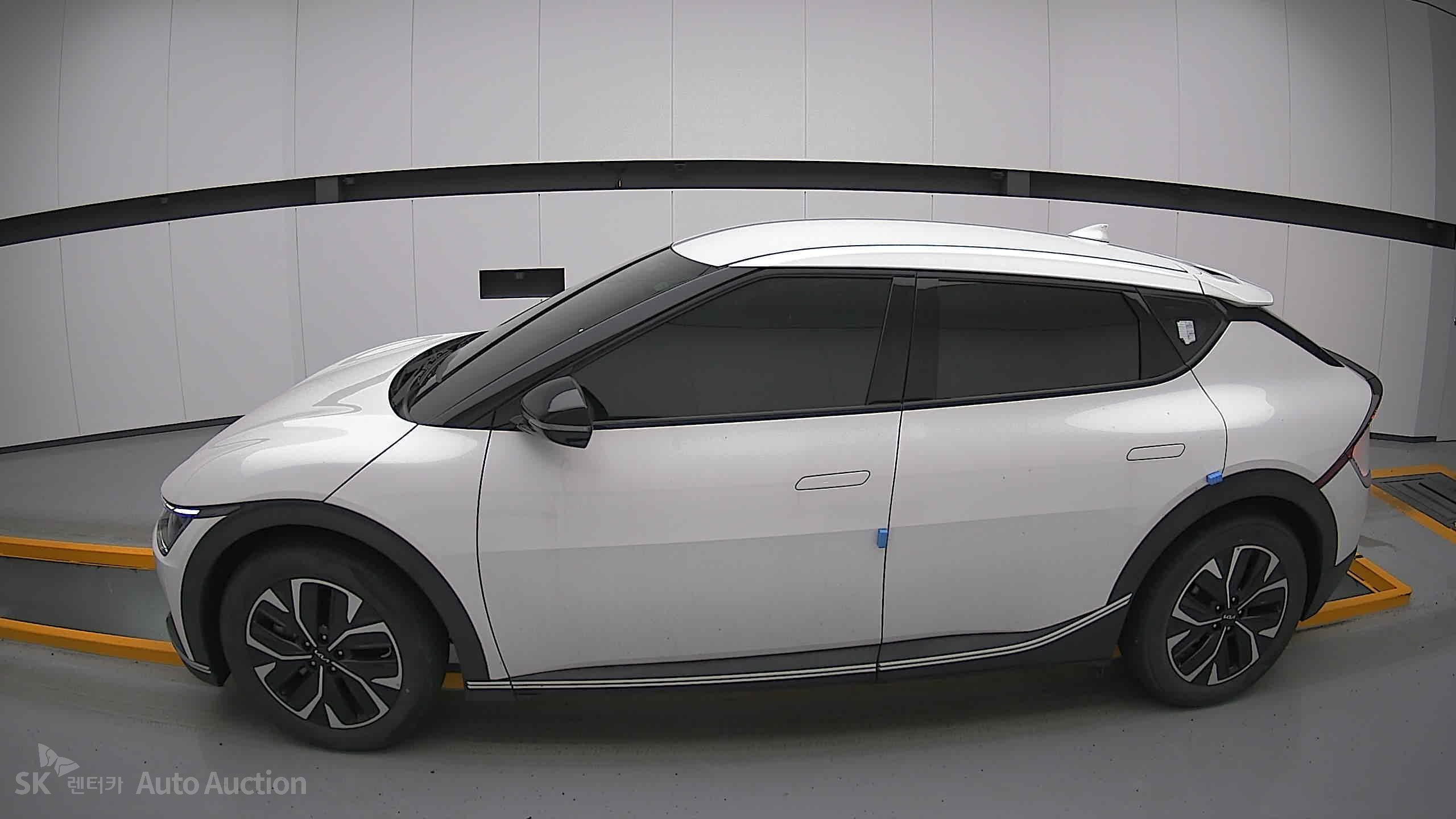 2022 - kia ev6