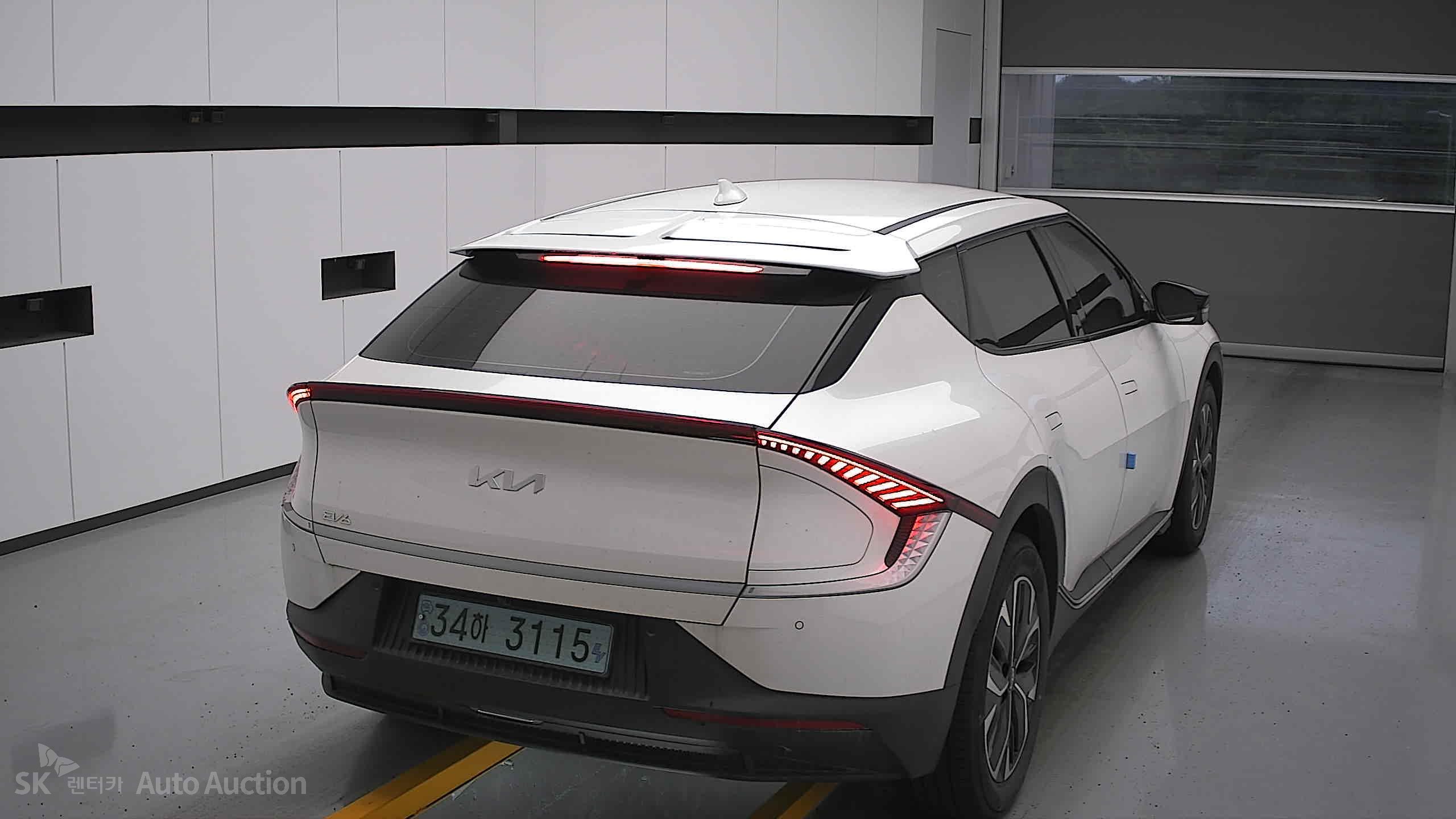 2022 - kia ev6