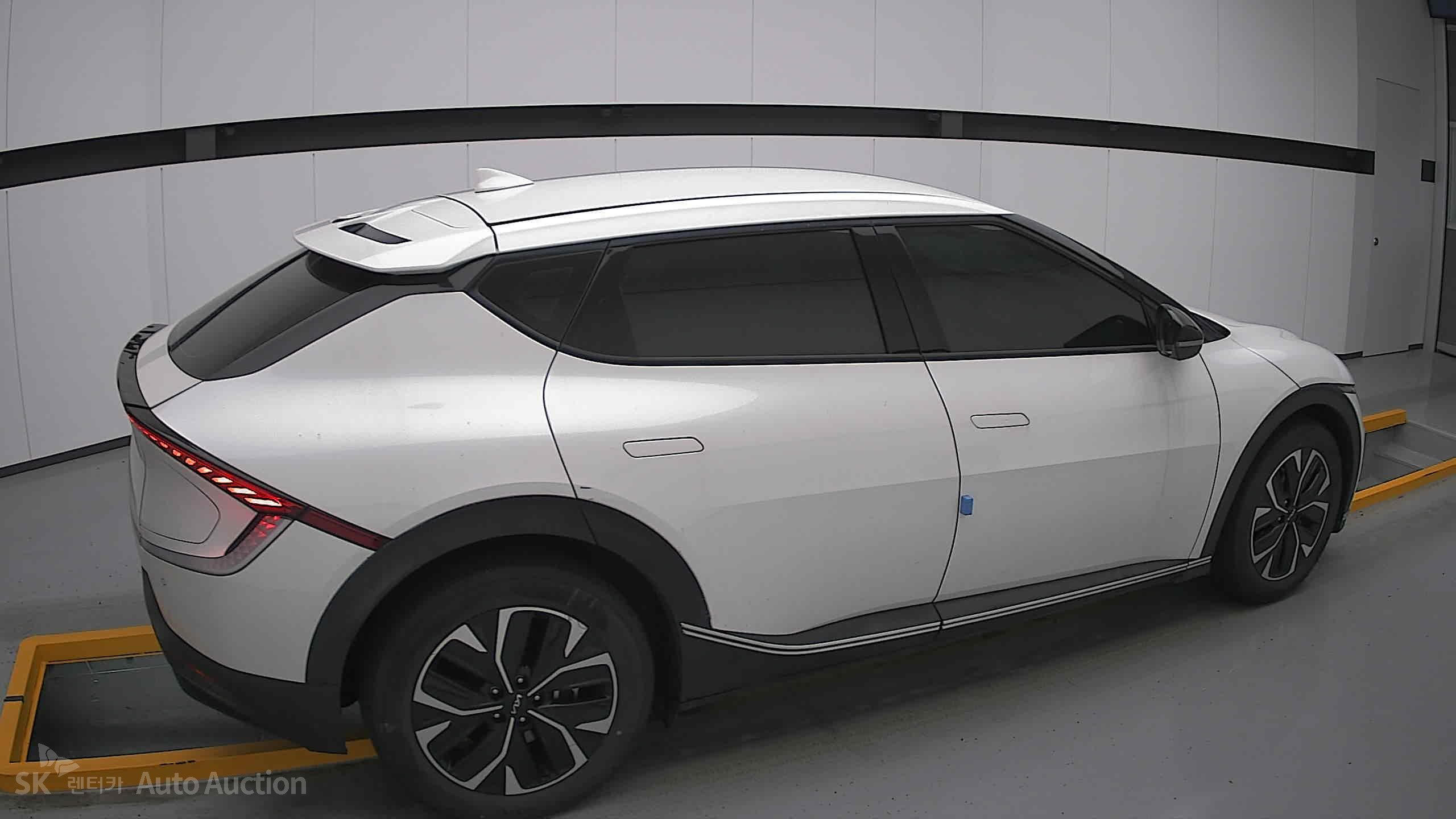 2022 - kia ev6