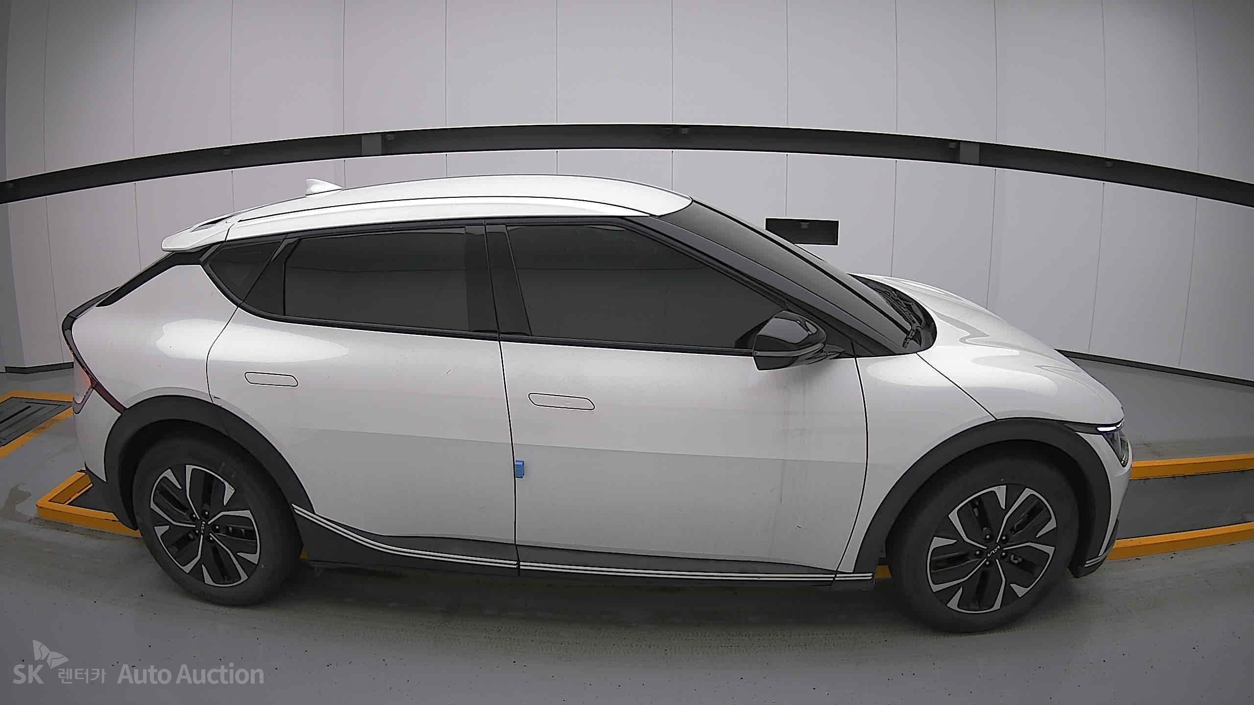 2022 - kia ev6