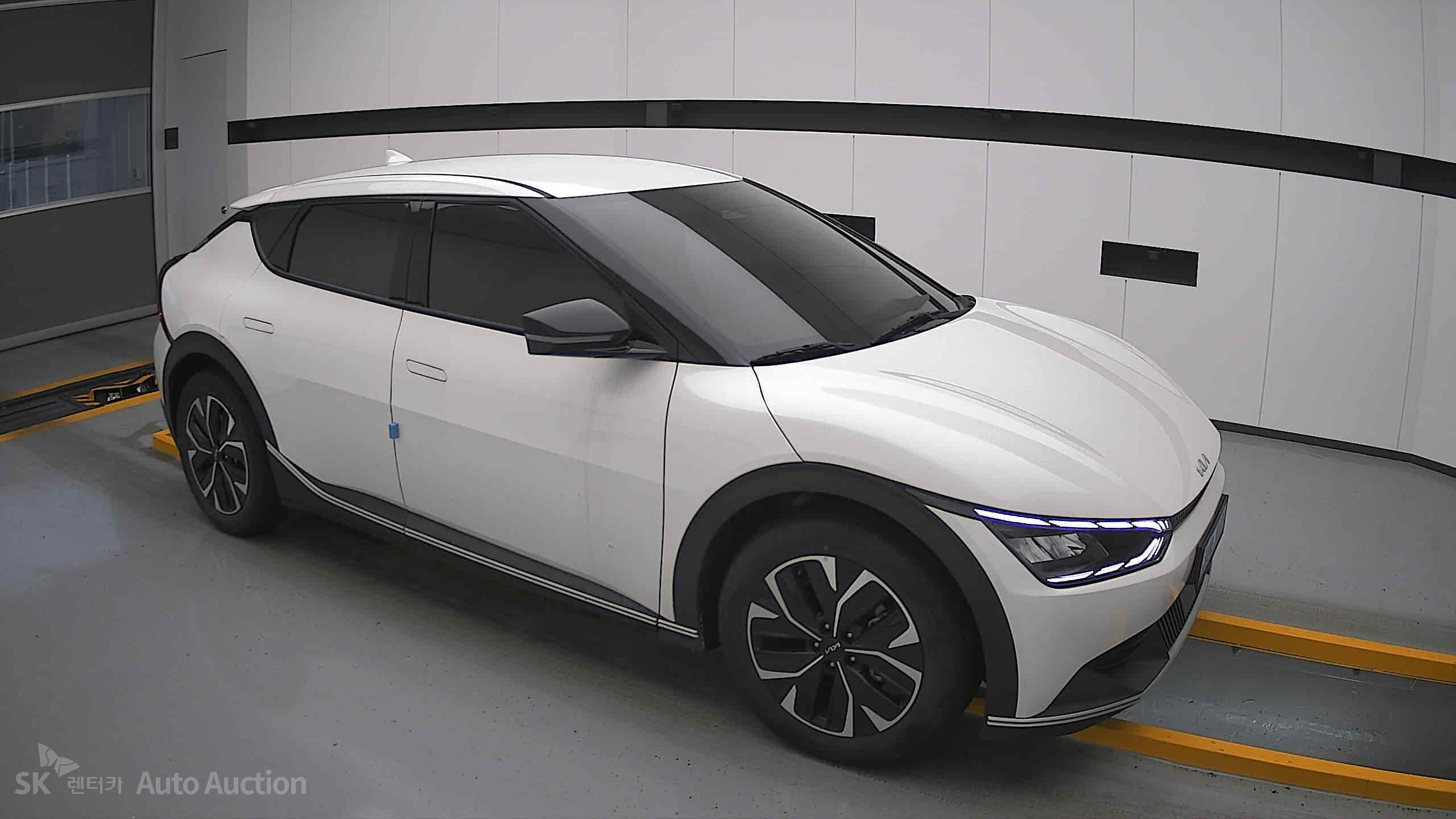 2022 - kia ev6