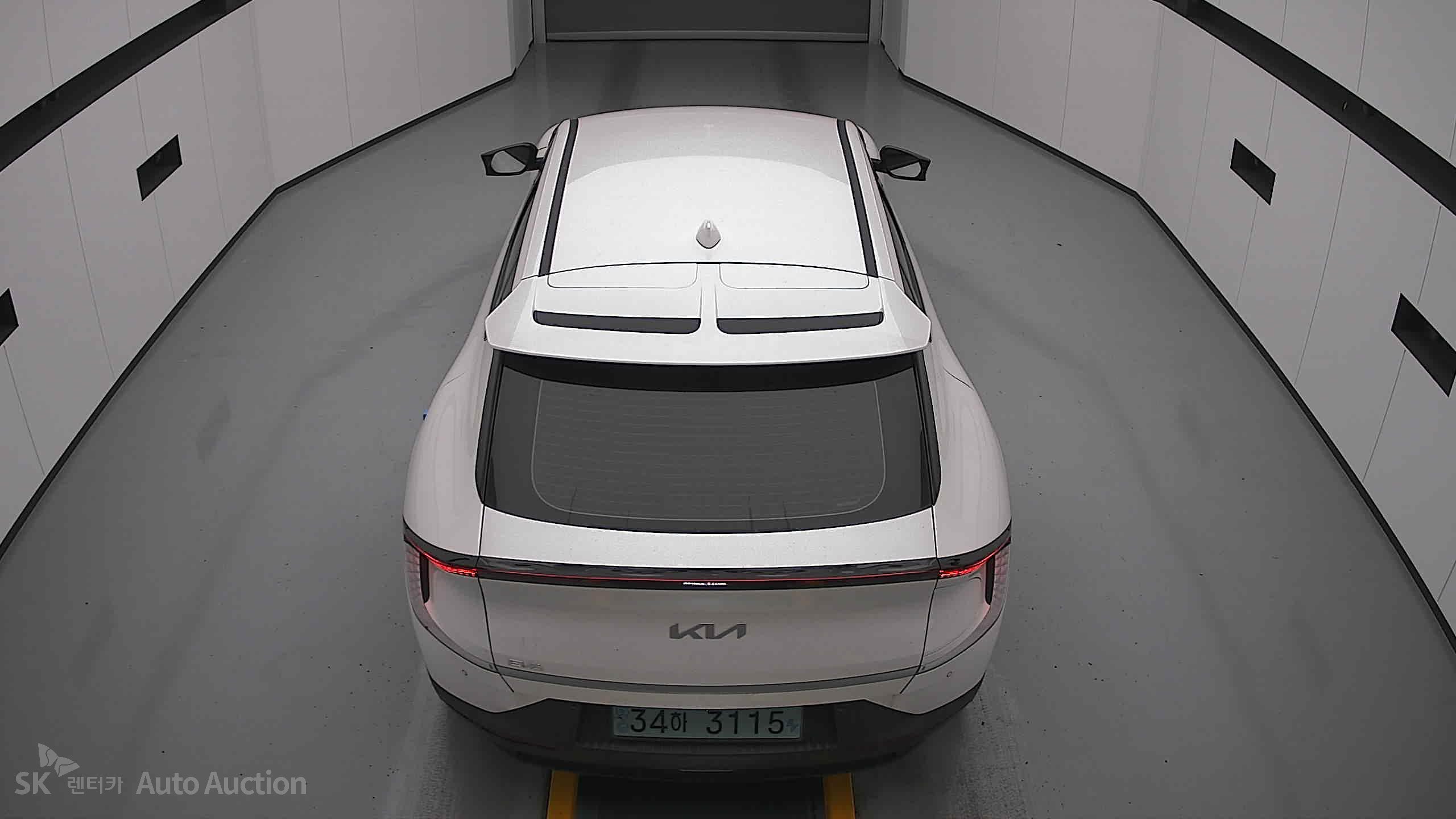2022 - kia ev6