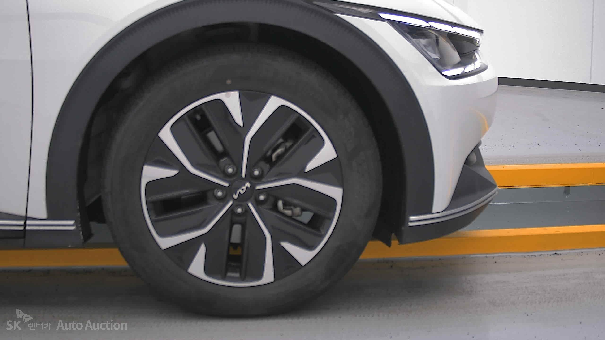 2022 - kia ev6