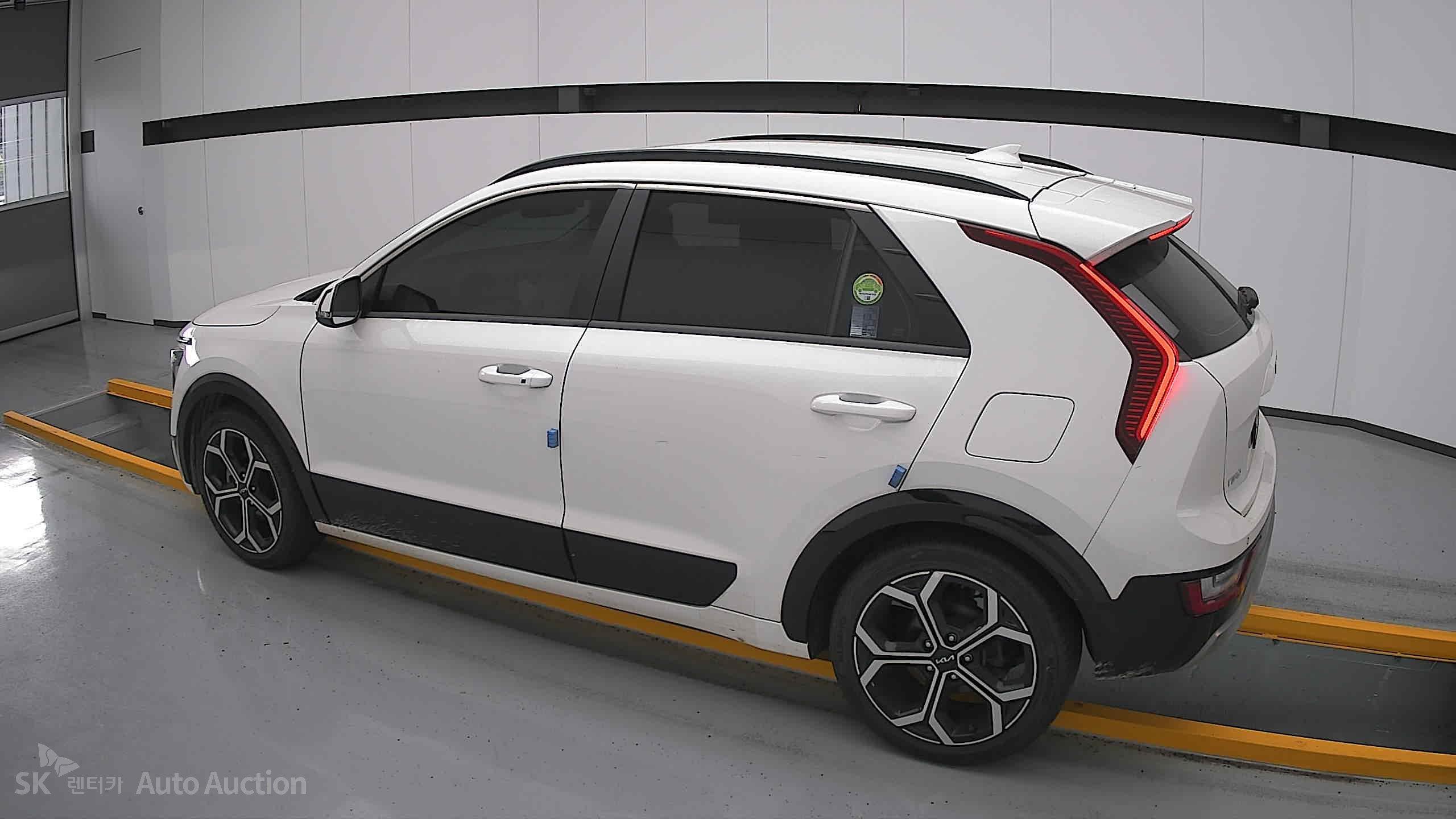 2022 - kia all-new niro