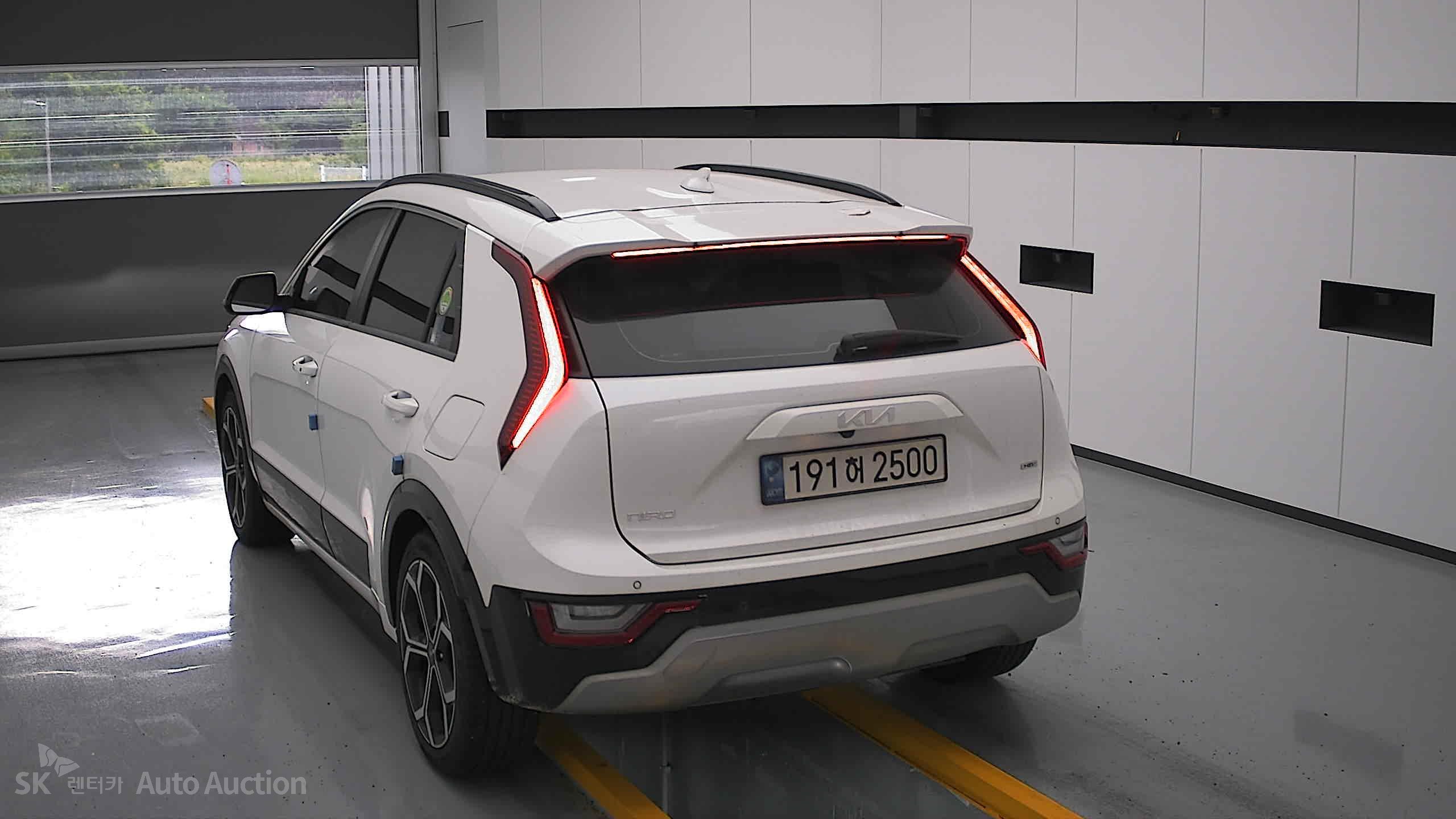2022 - kia all-new niro
