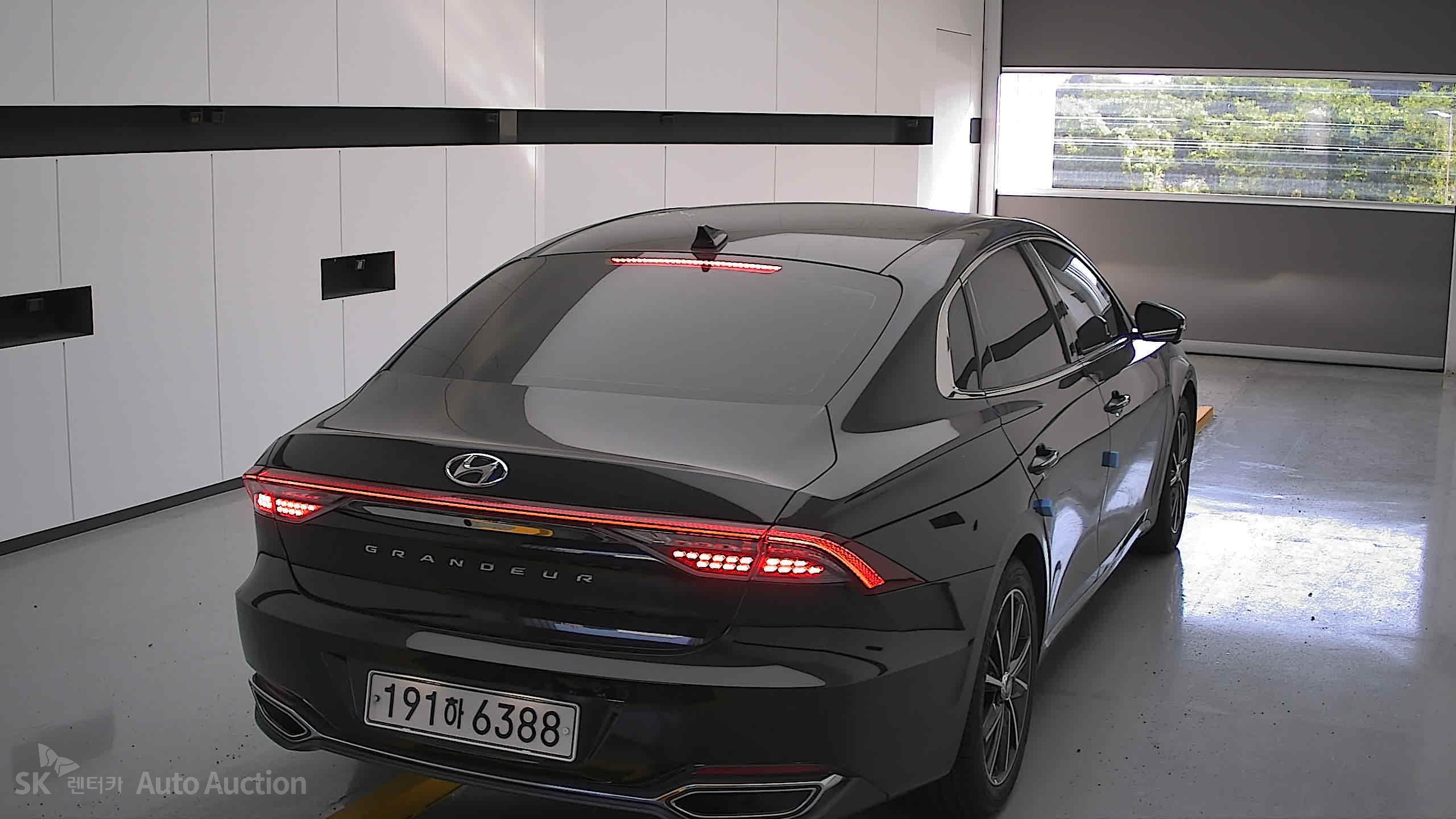 2022 - hyundai grandeur