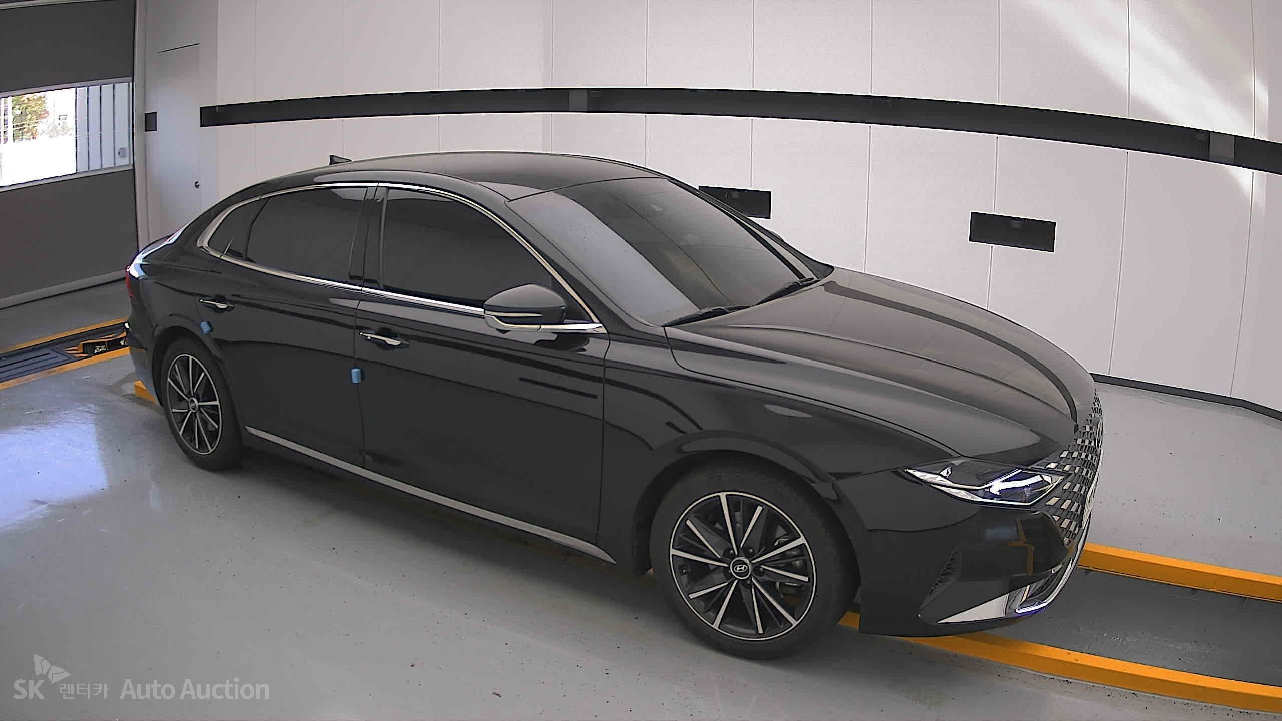 2022 - hyundai grandeur