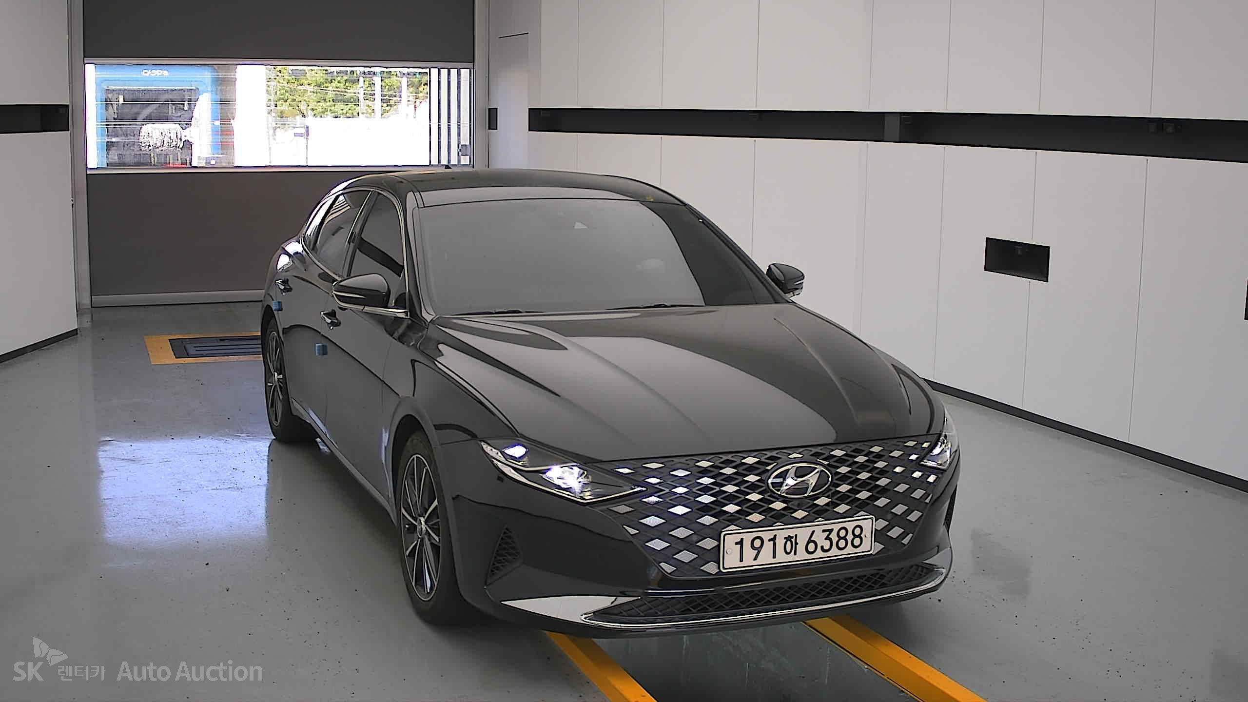 2022 - hyundai grandeur