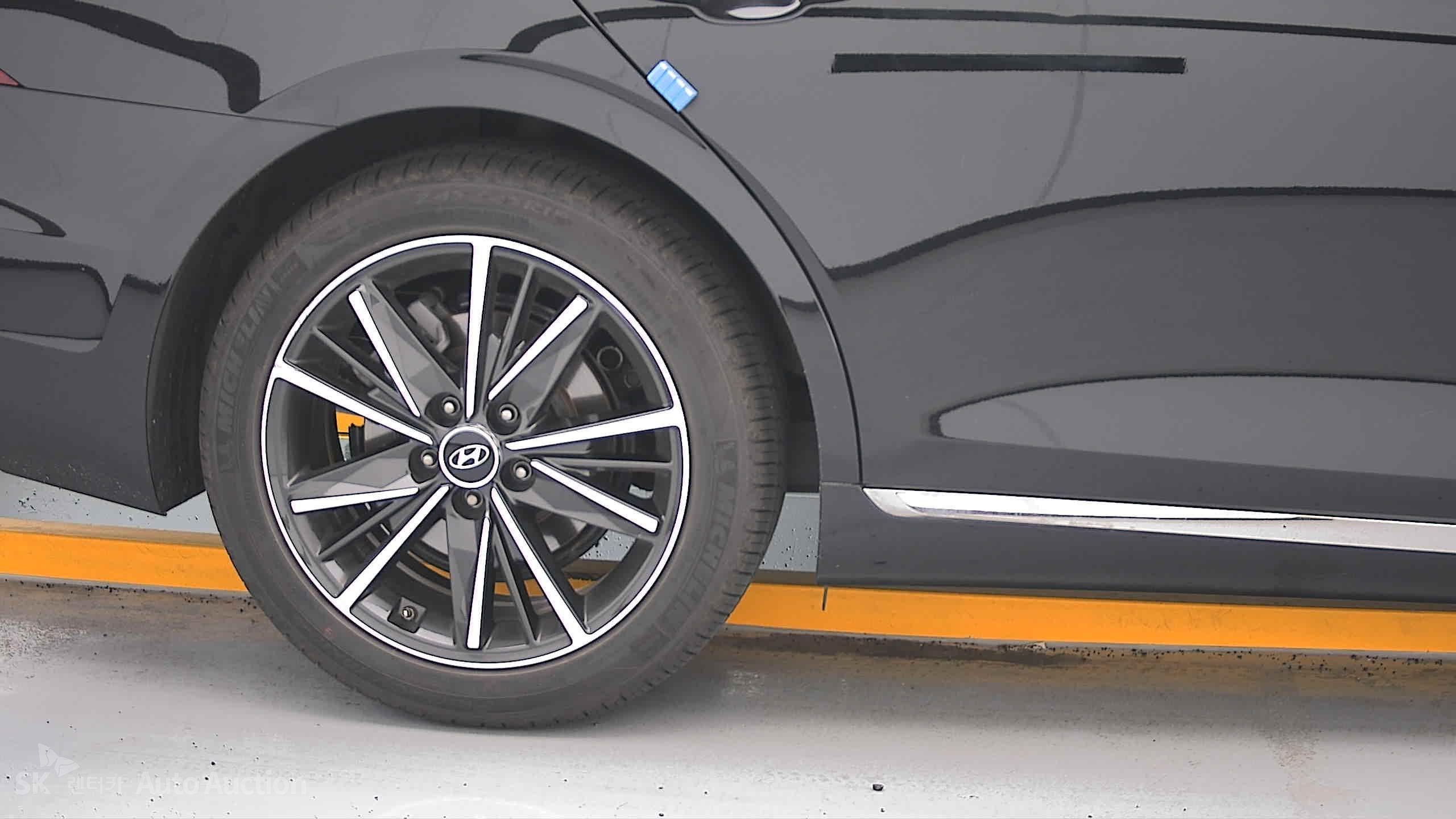 2022 - hyundai grandeur