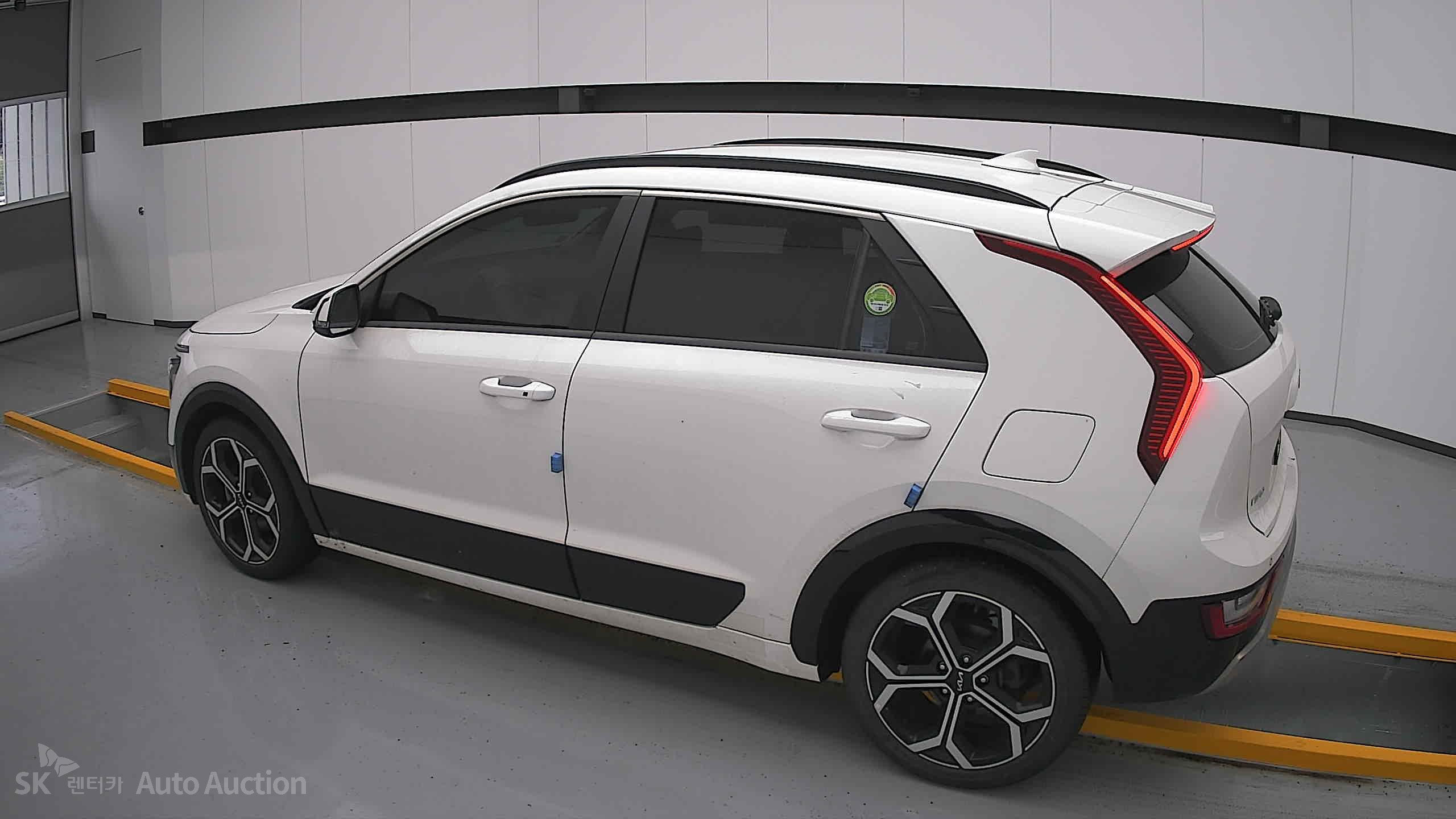 2022 - kia all-new niro