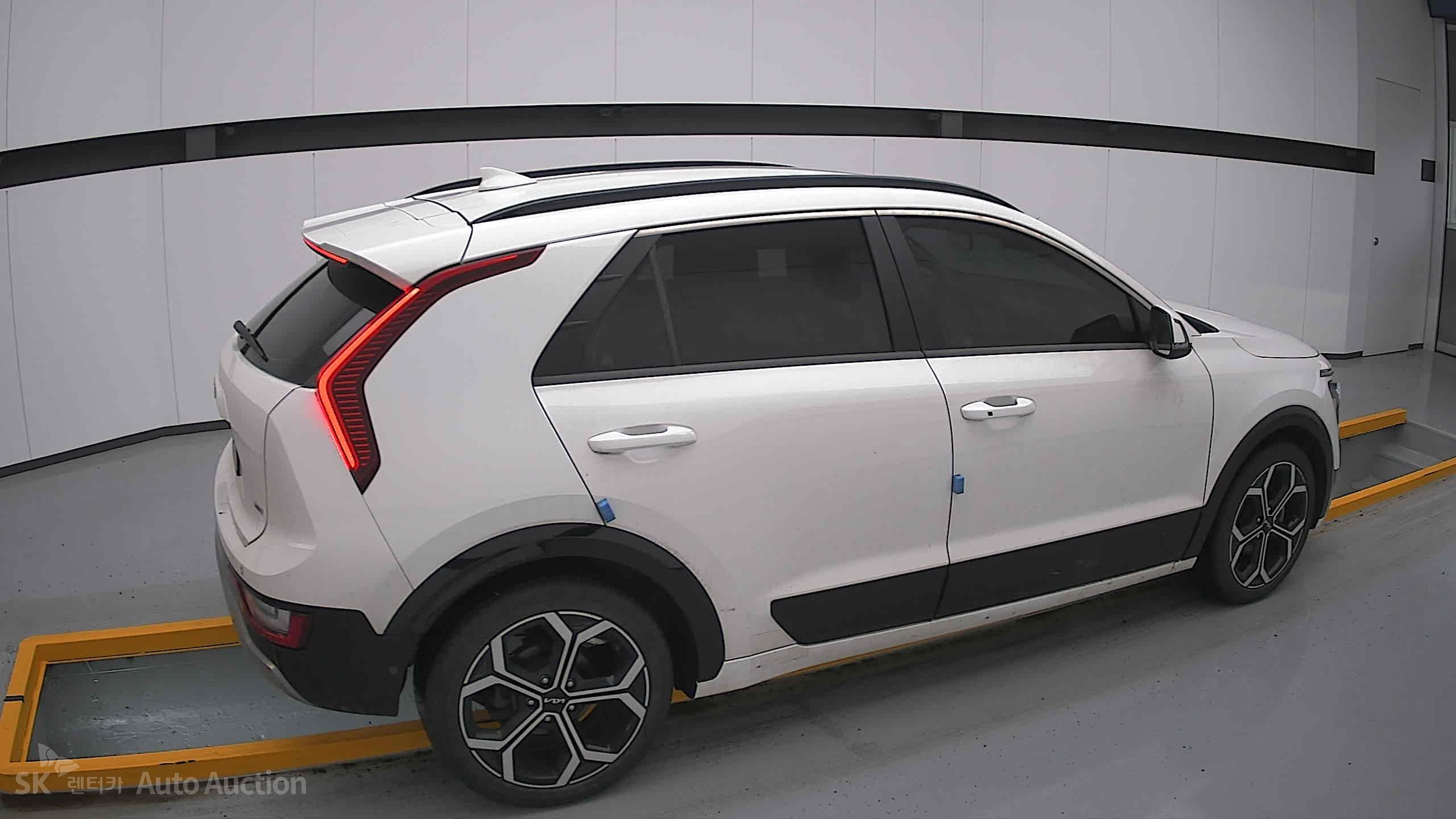 2022 - kia all-new niro
