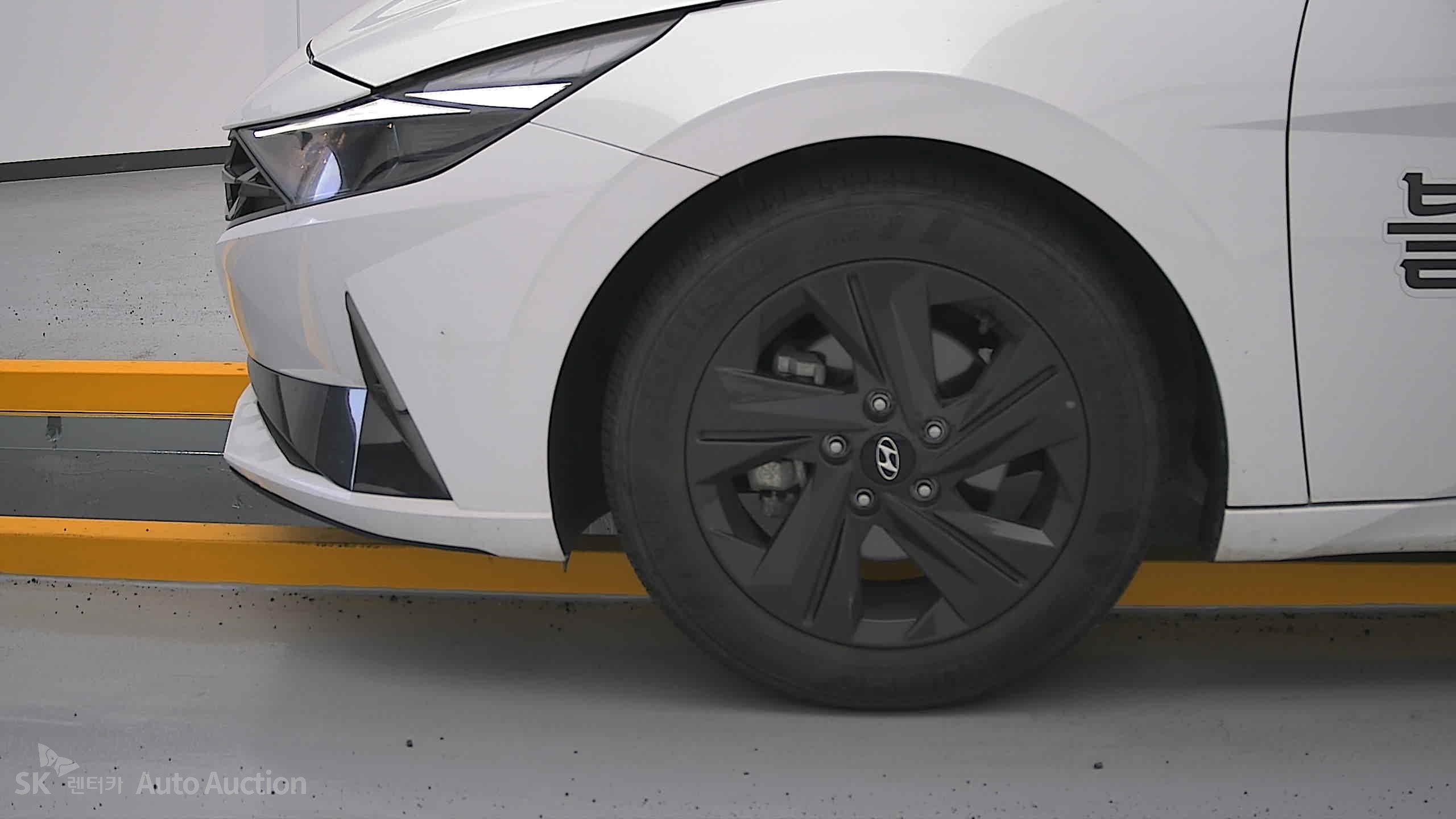 2023 - hyundai avante