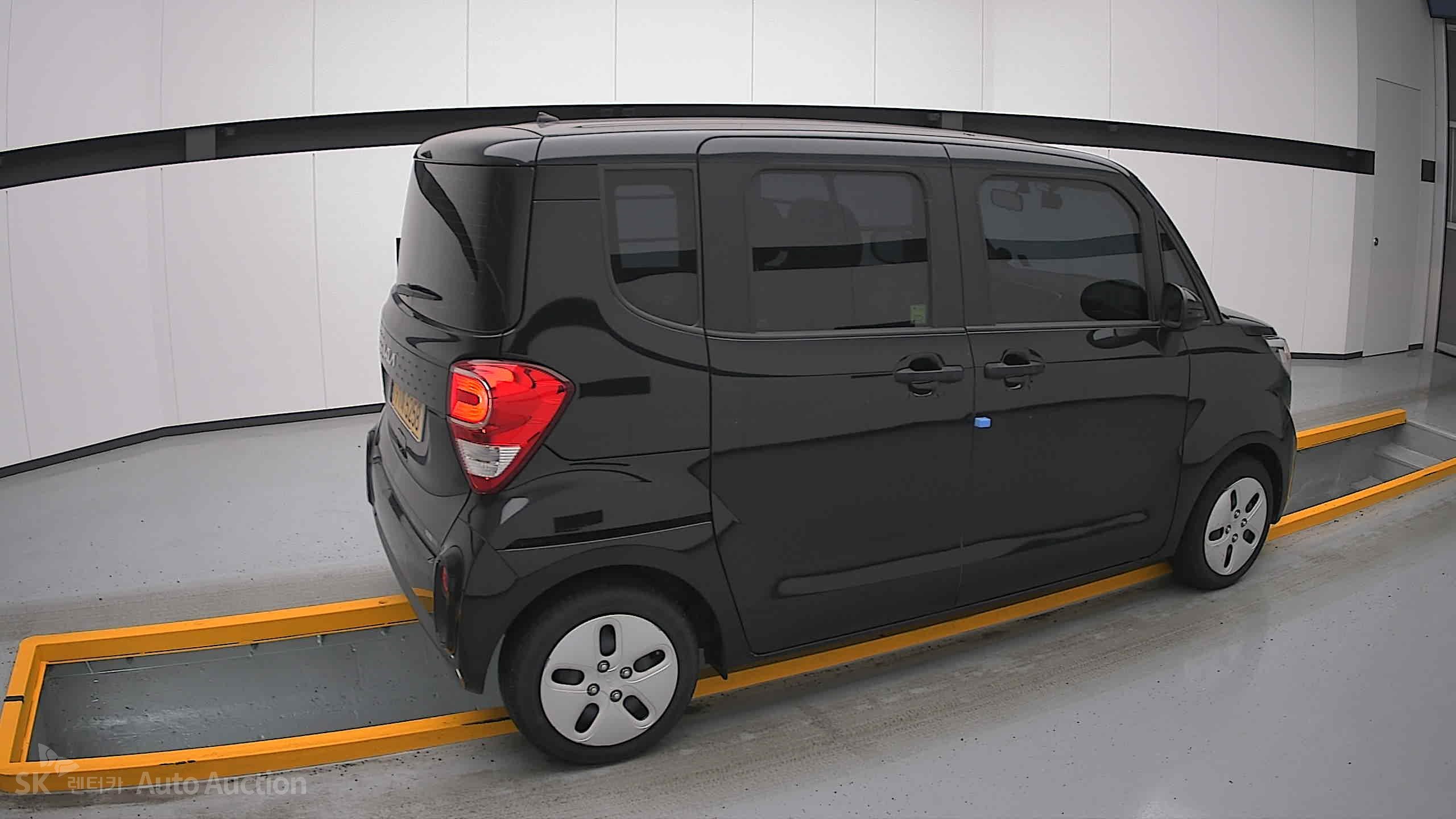 2022 - kia ray