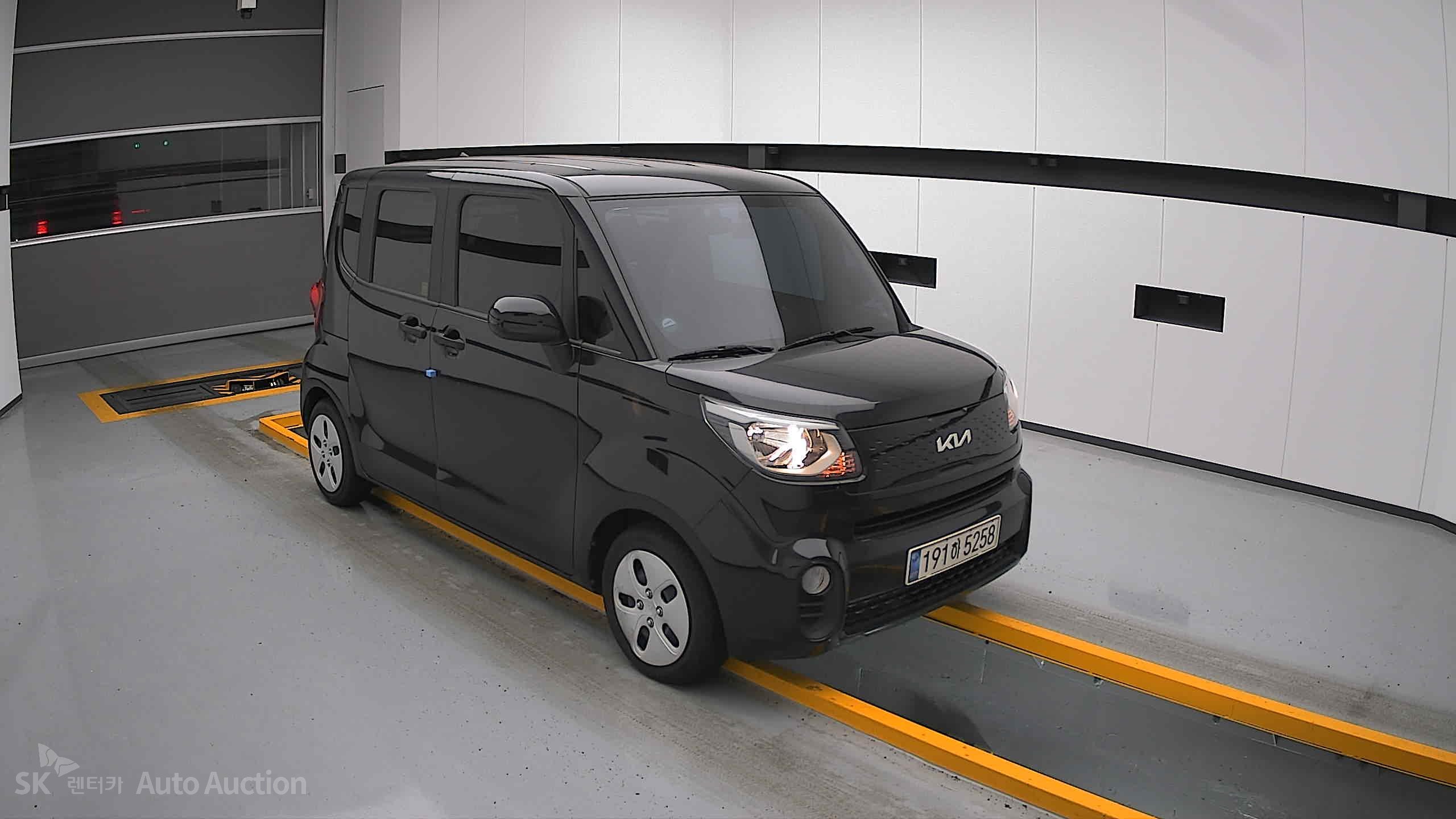 2022 - kia ray