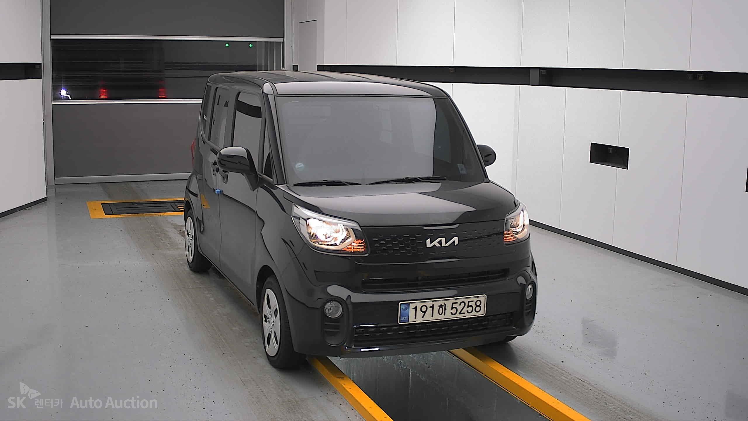 2022 - kia ray