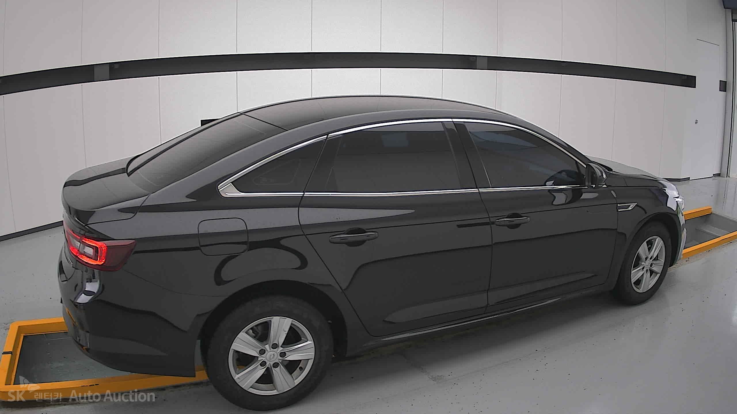 Renault Samsung Sm6 2021 — صورة 18