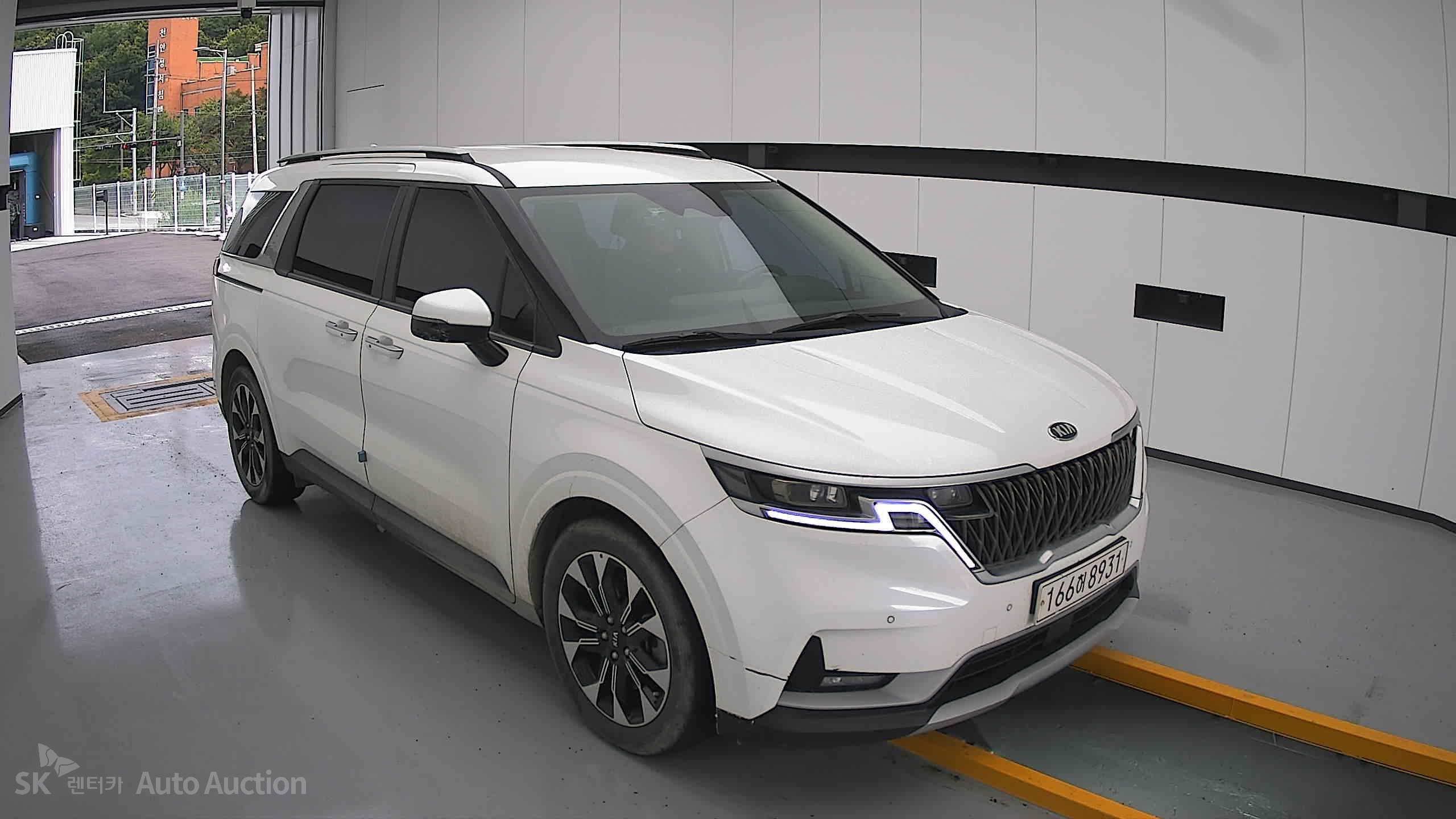2021 - kia carnival