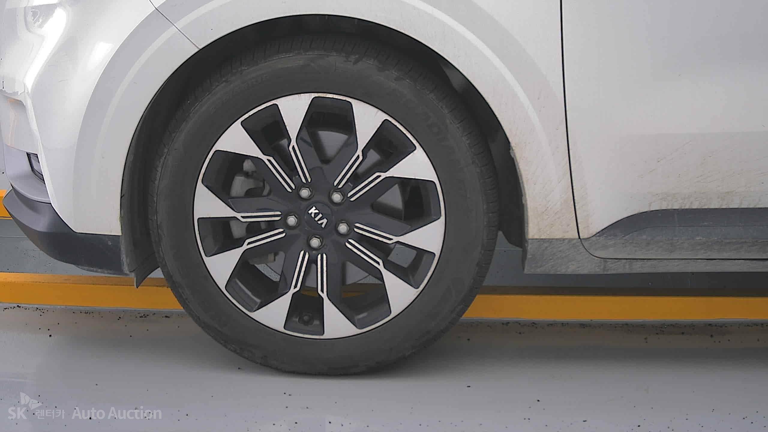 2021 - kia carnival