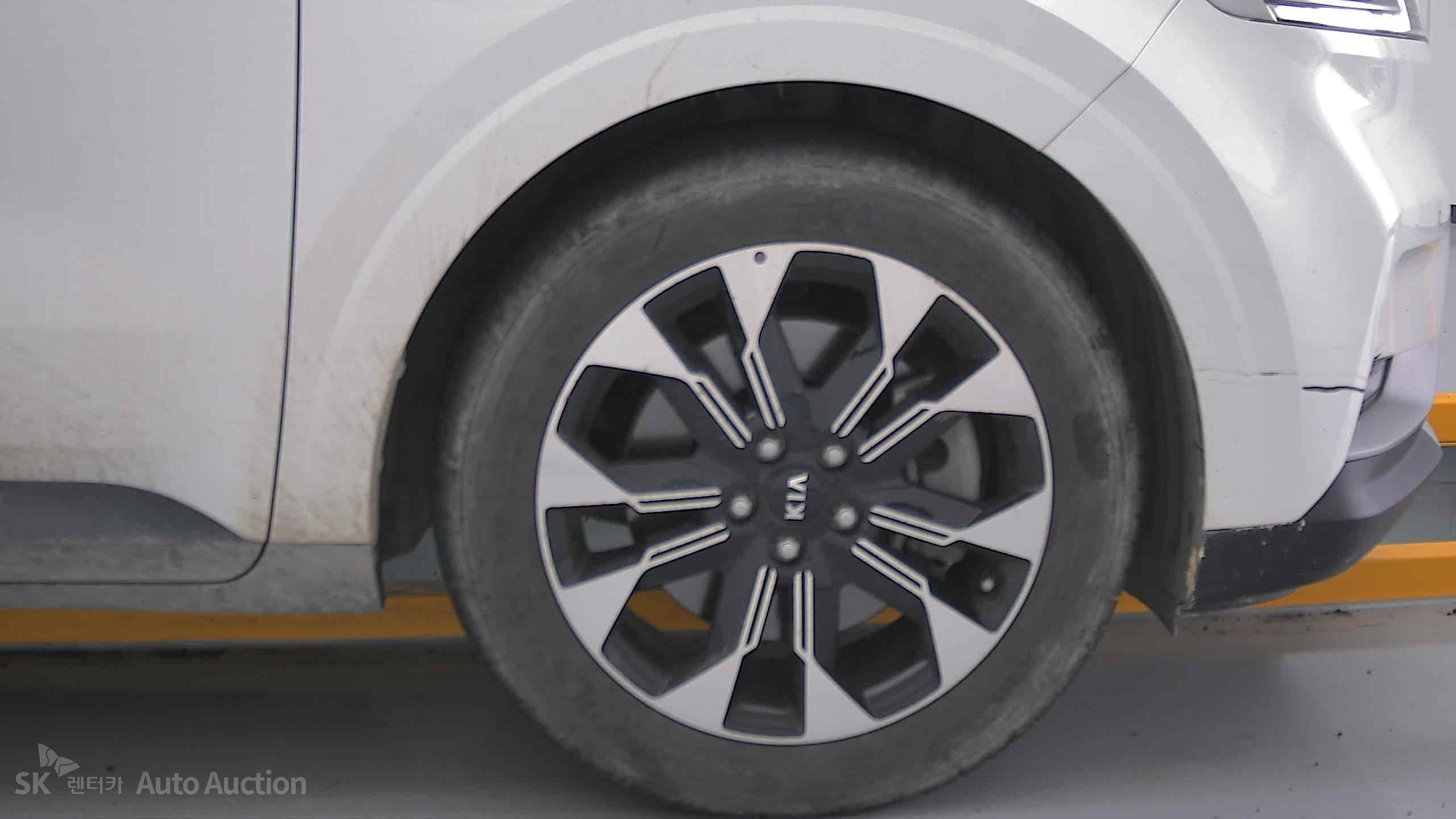 2021 - kia carnival