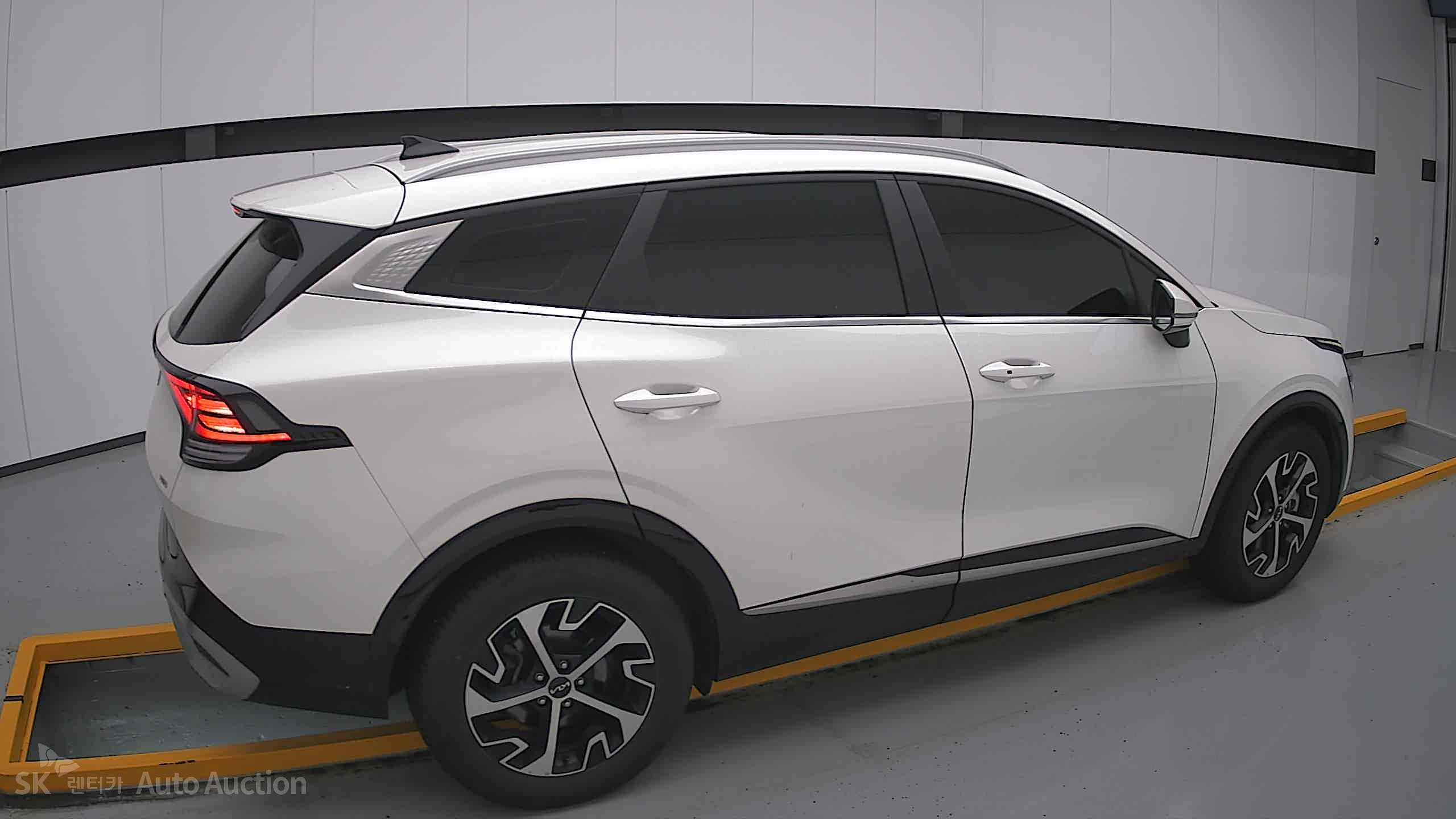 2023 - kia sportage