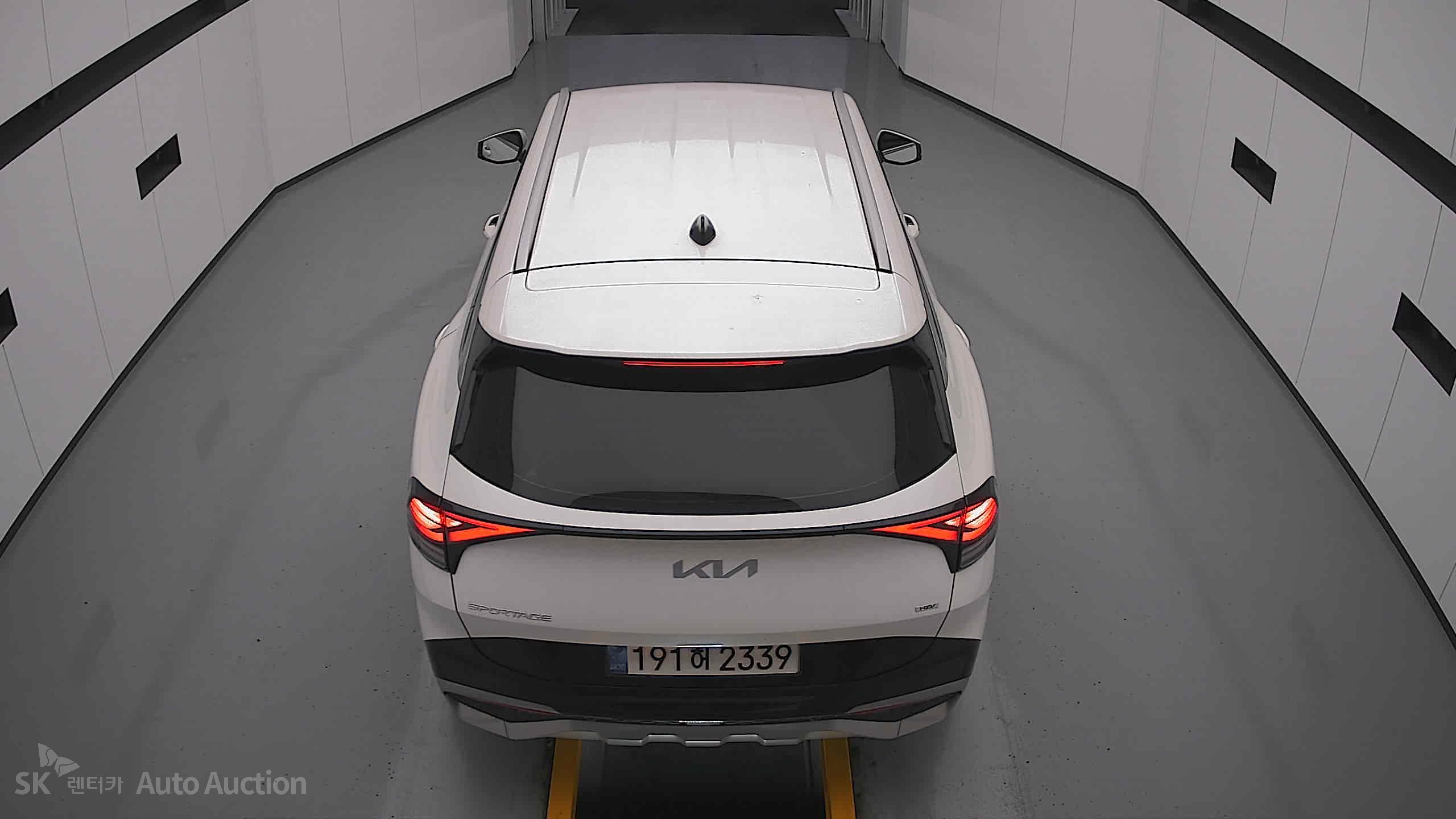 2023 - kia sportage