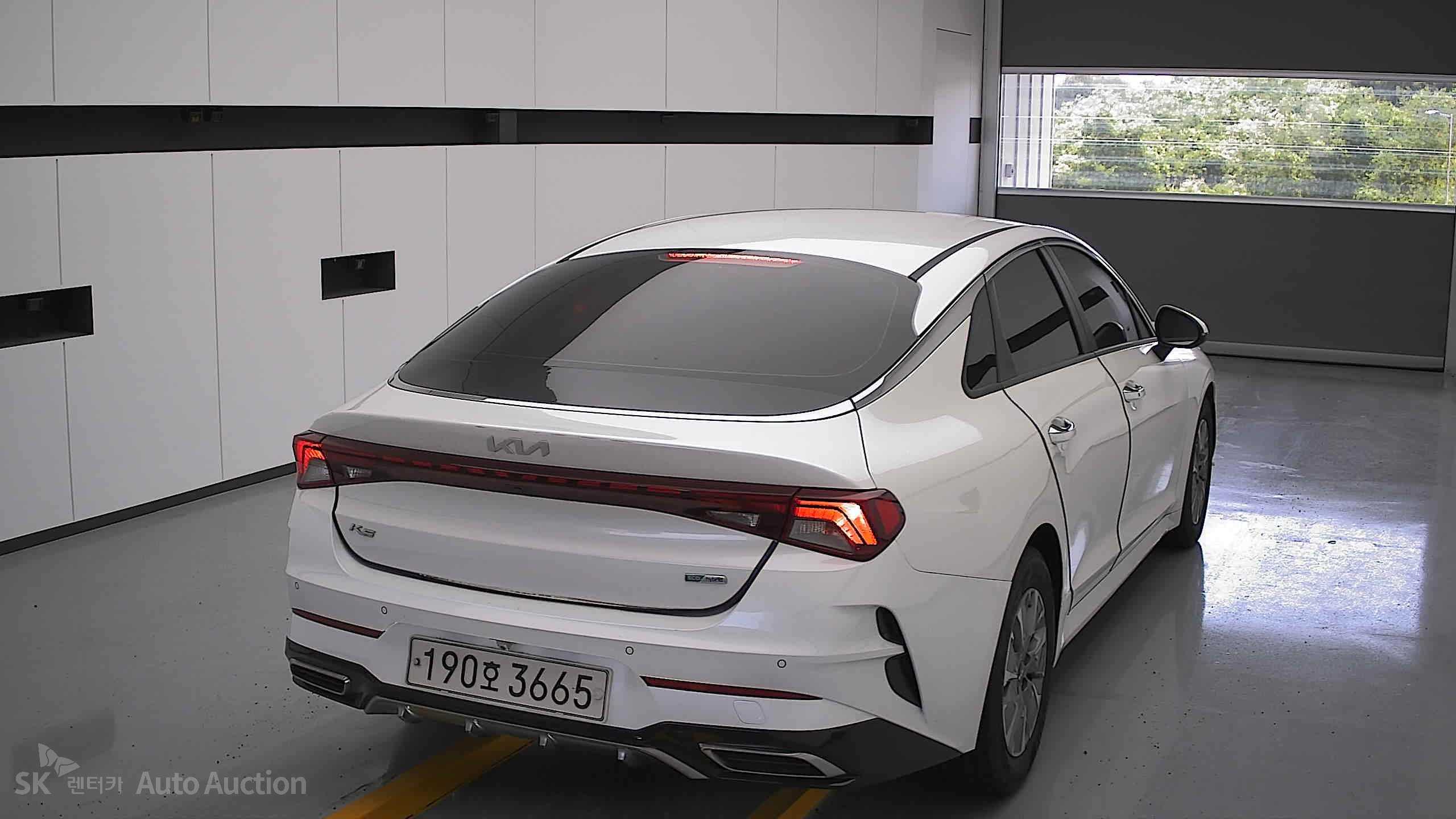 2022 - kia k5