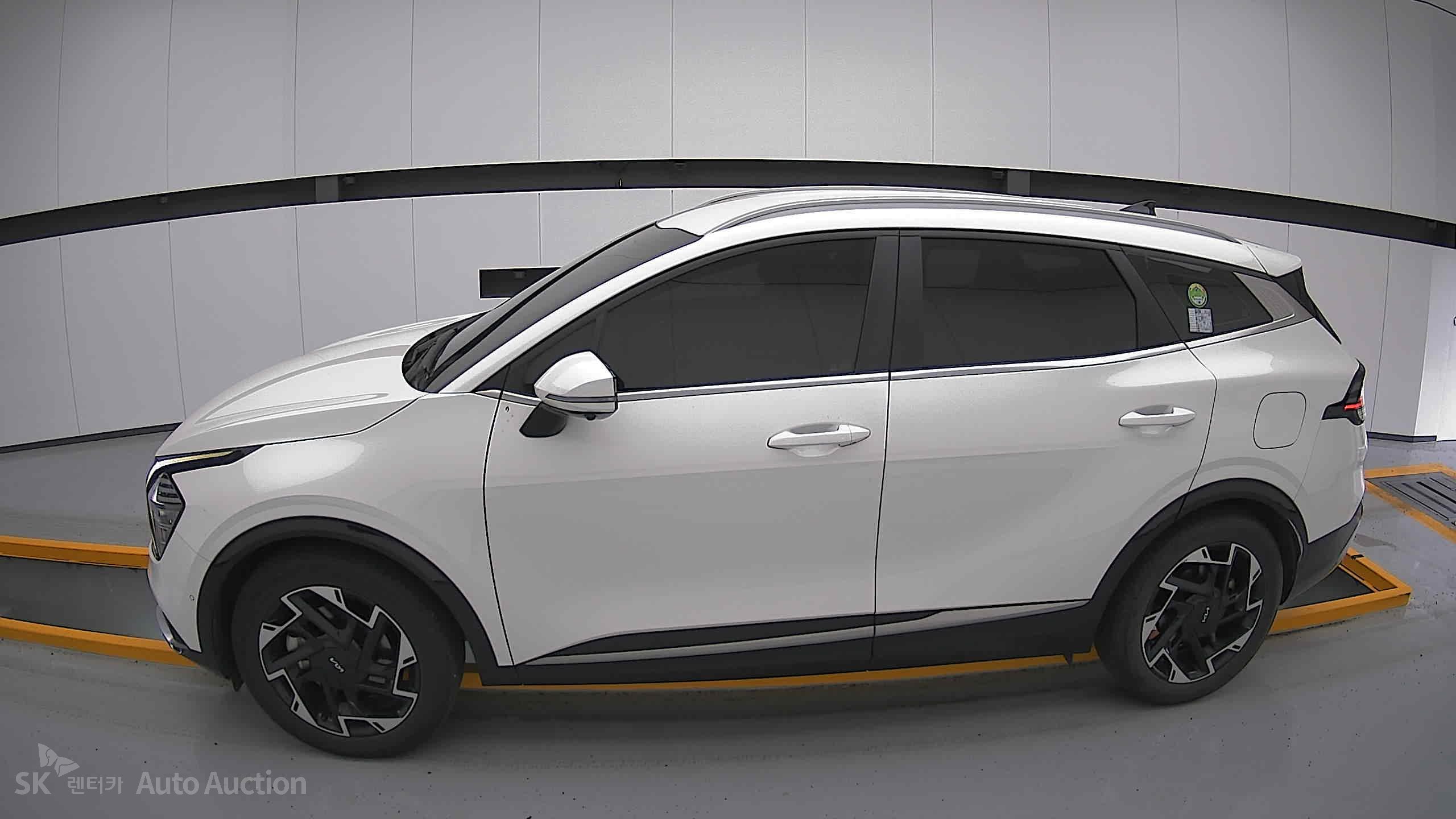 2023 - kia sportage