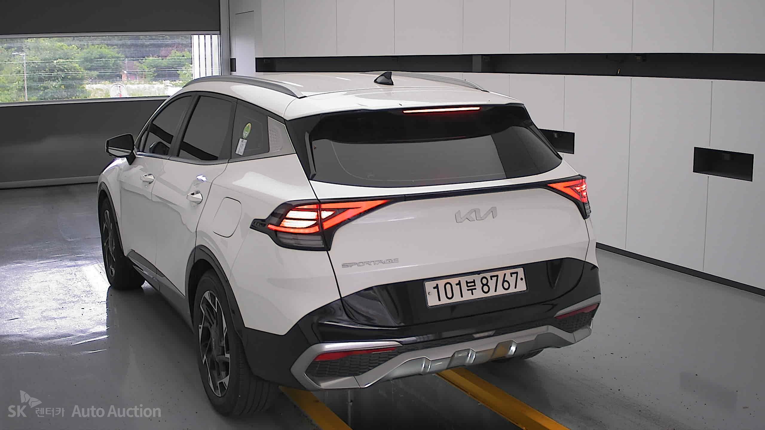 2023 - kia sportage