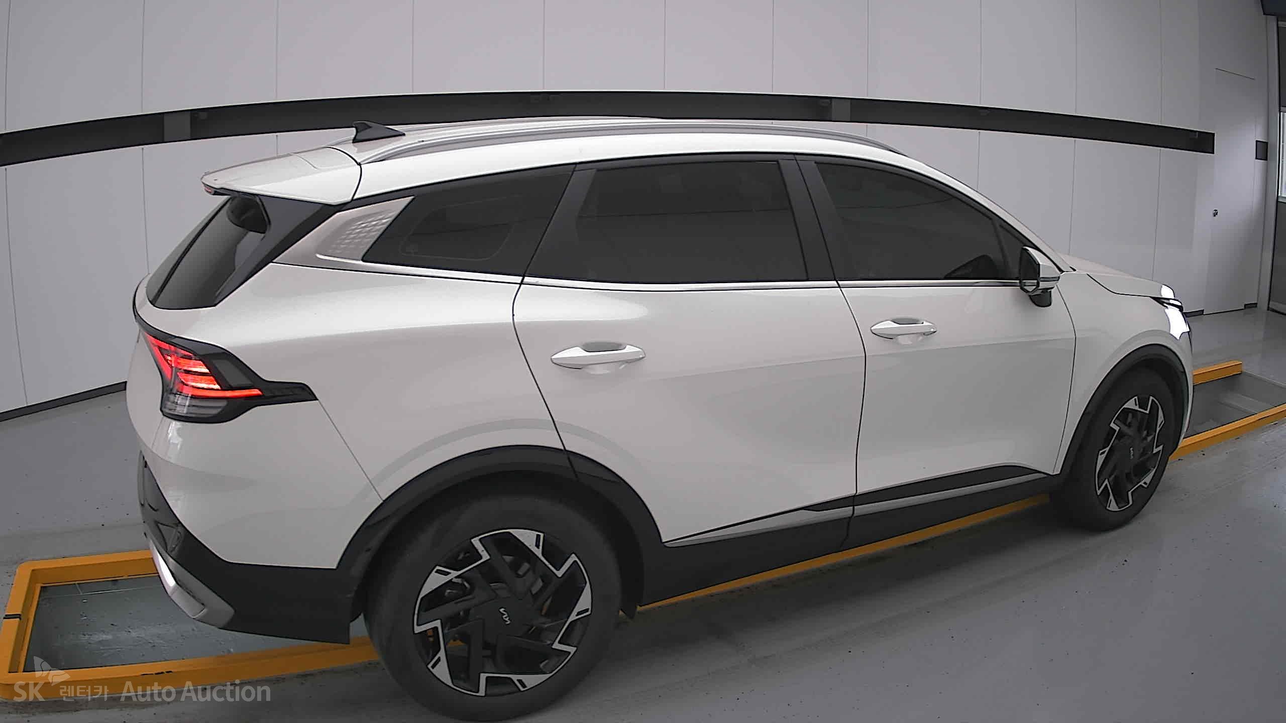 2023 - kia sportage
