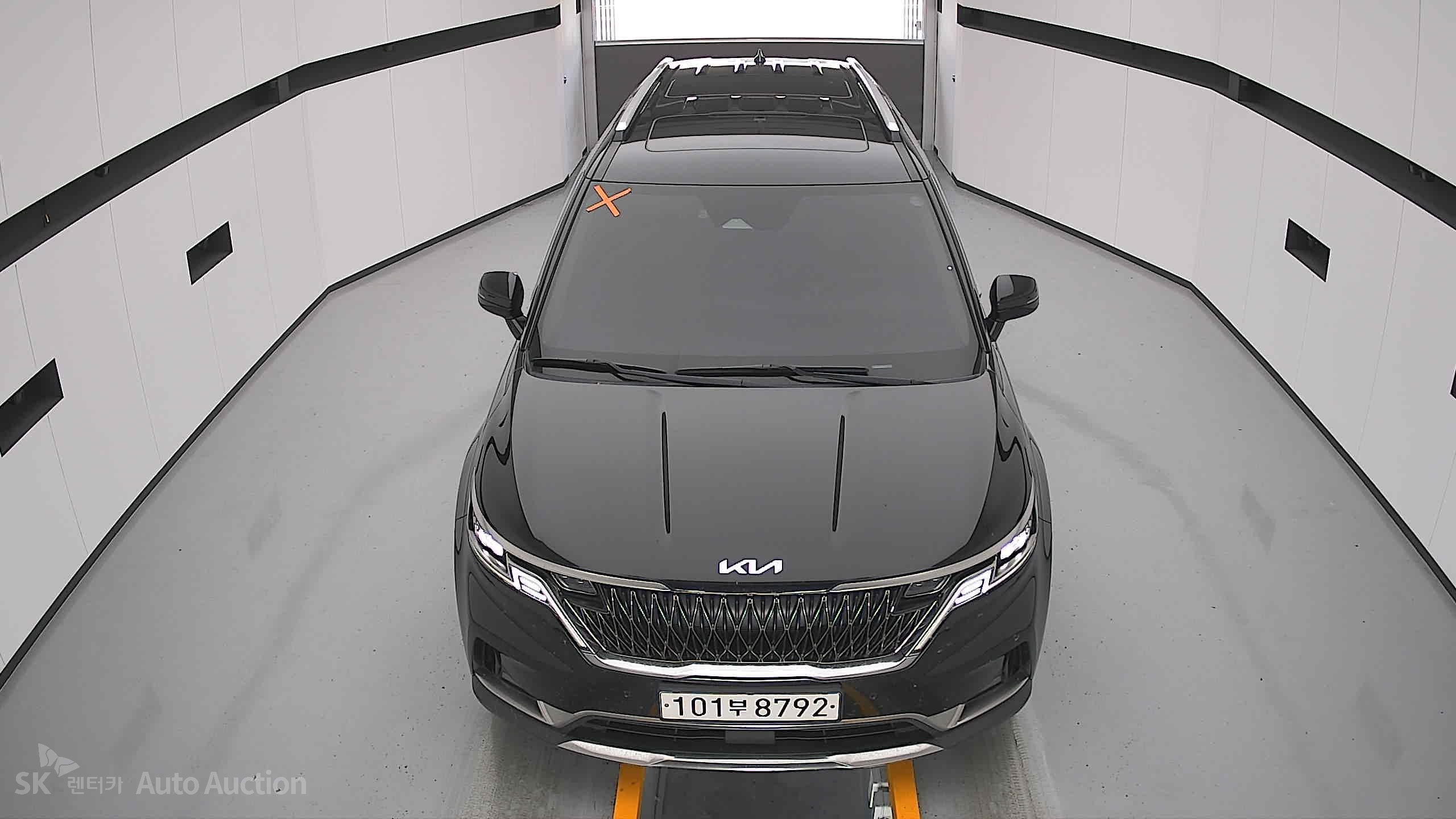 2023 - kia carnival