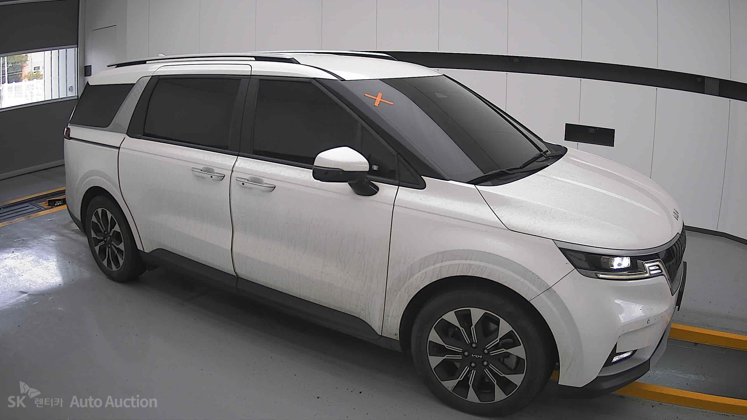 2023 - kia carnival