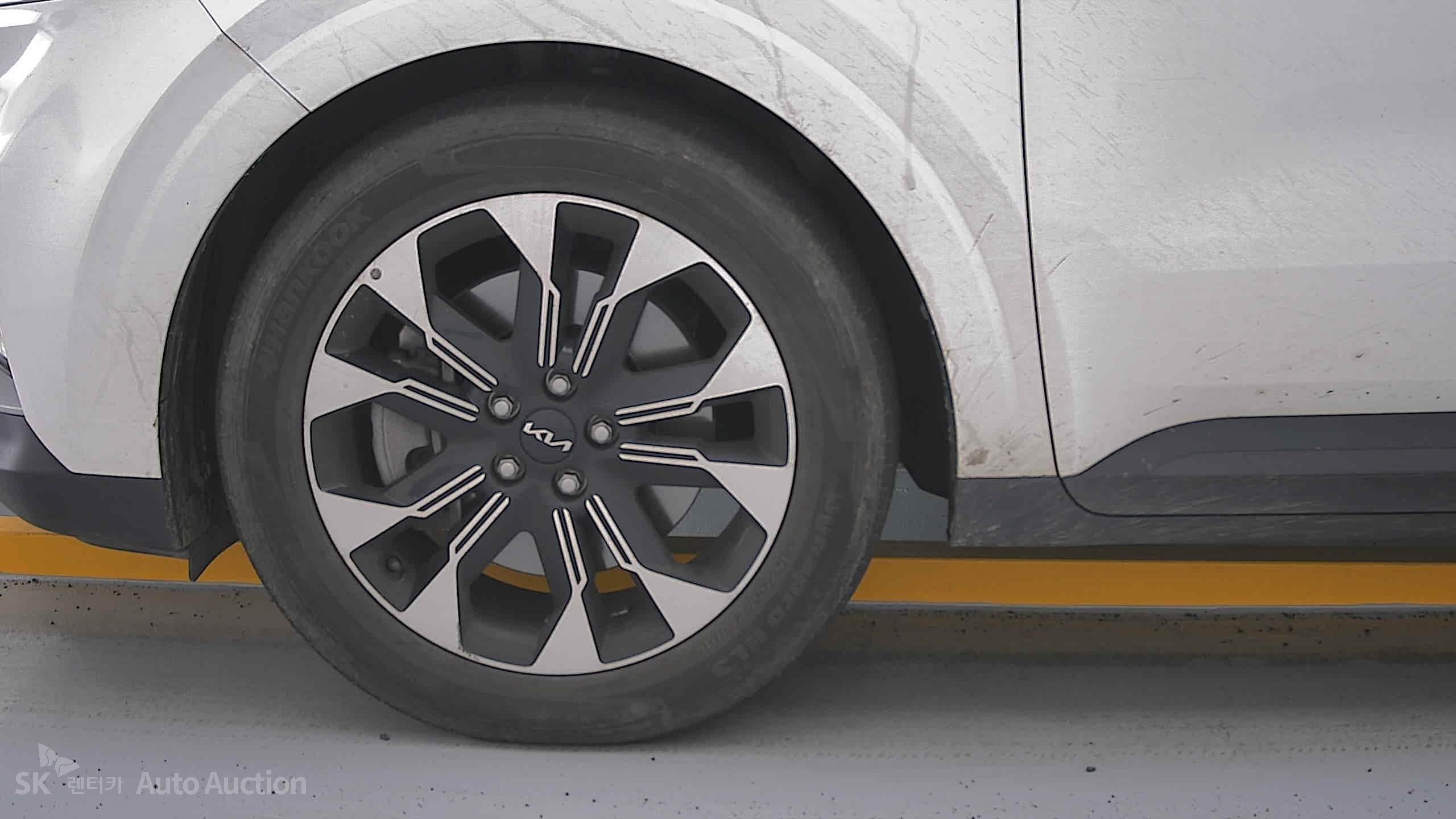 2023 - kia carnival