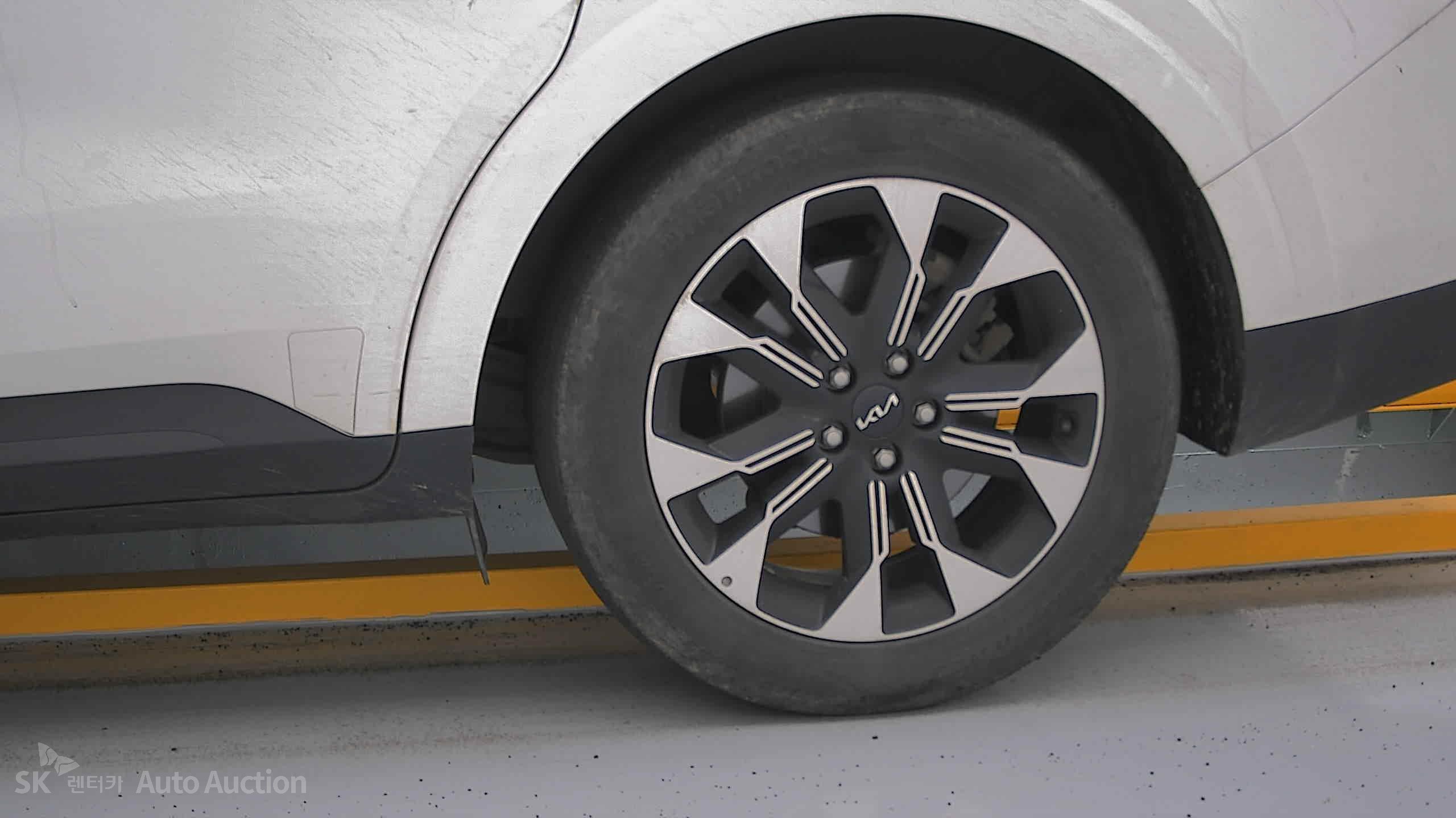 2023 - kia carnival