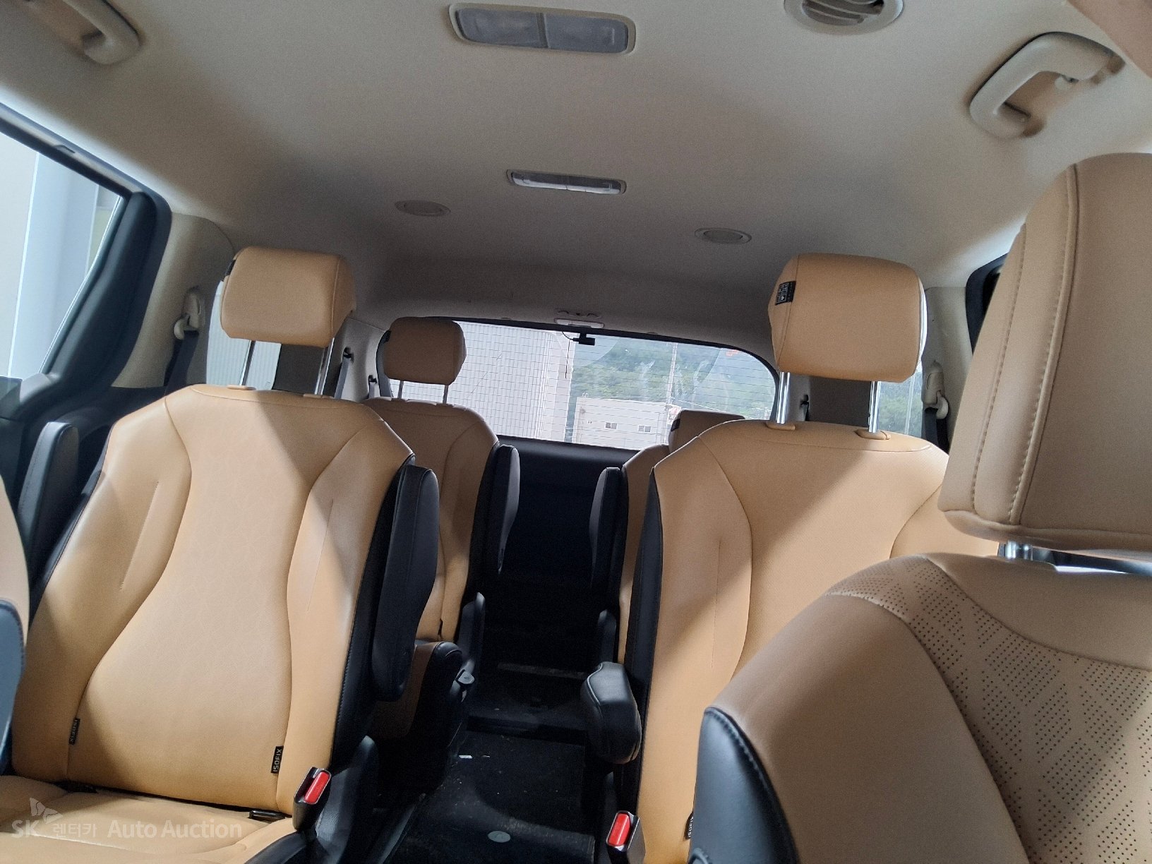 2023 - kia carnival