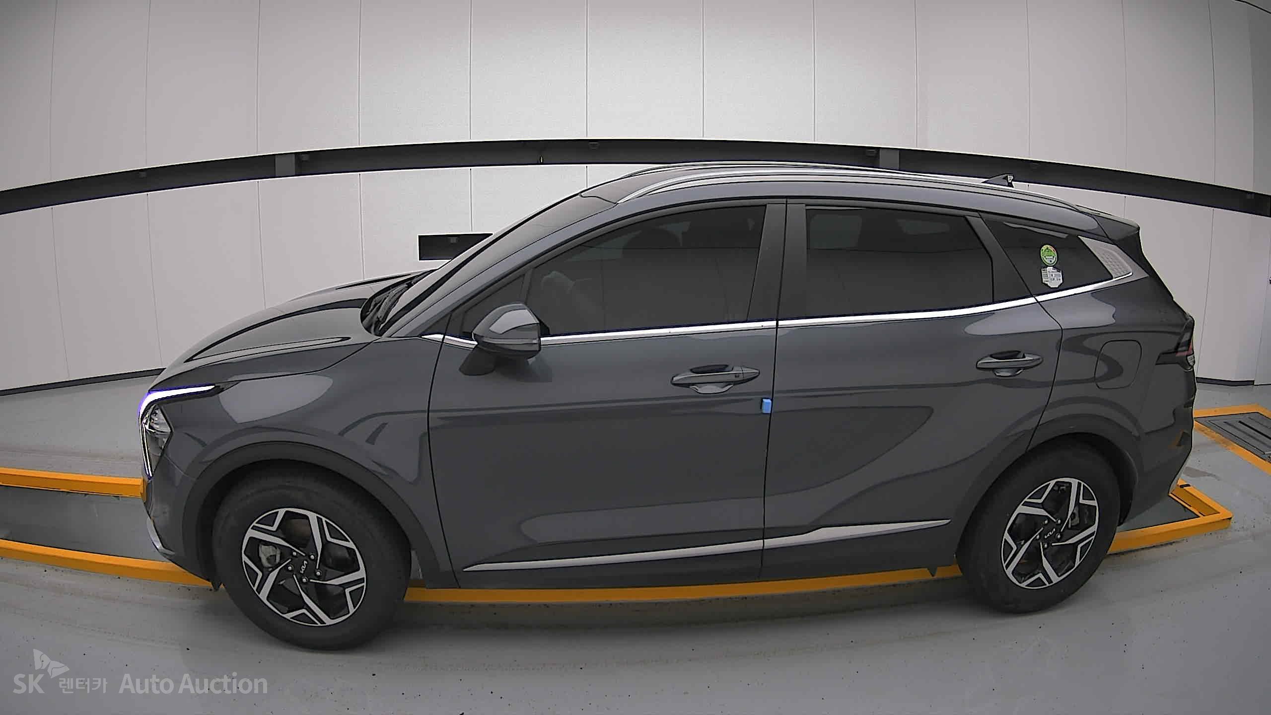 2023 - kia sportage
