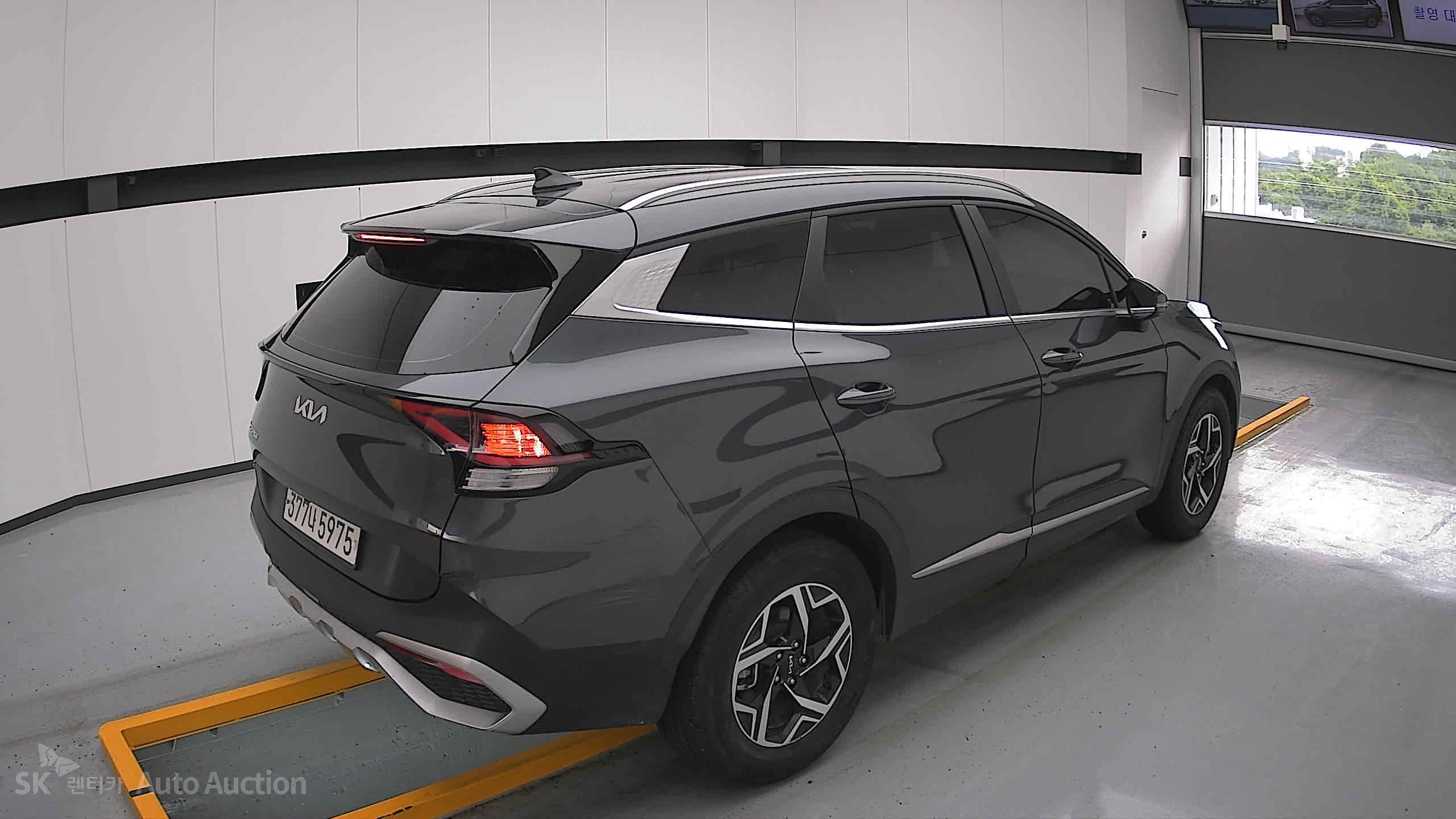 2023 - kia sportage