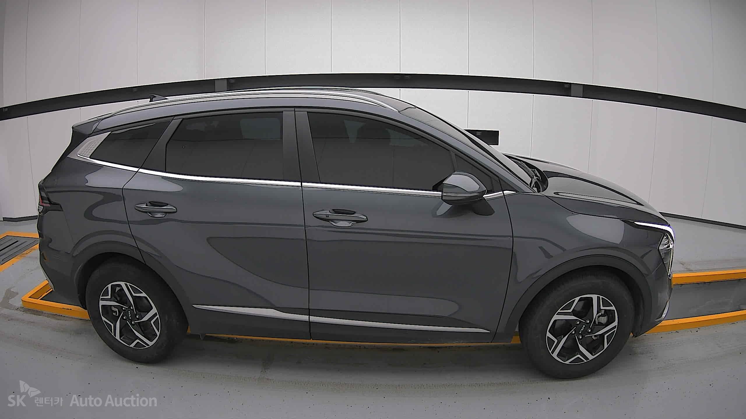 2023 - kia sportage