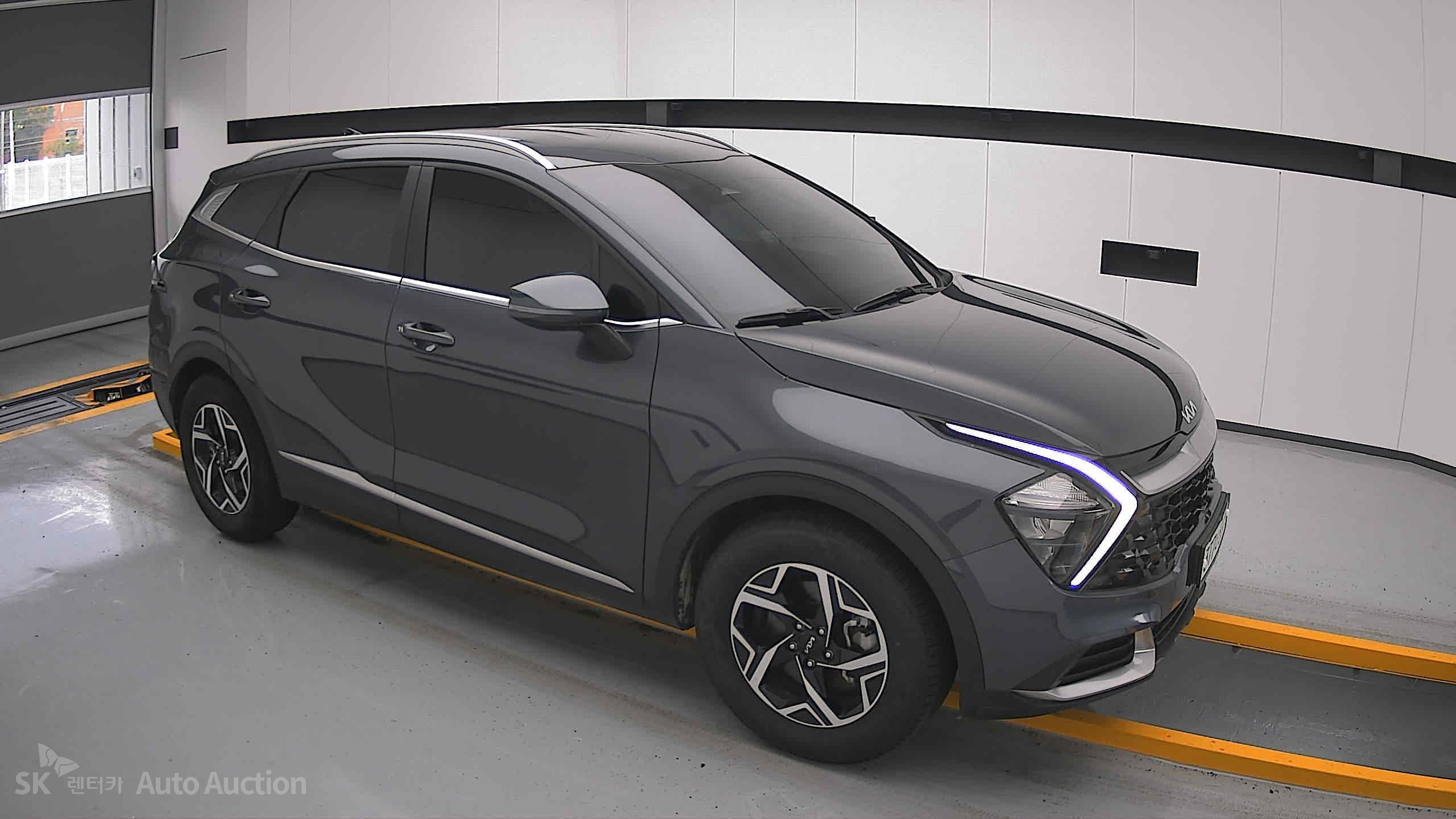 2023 - kia sportage