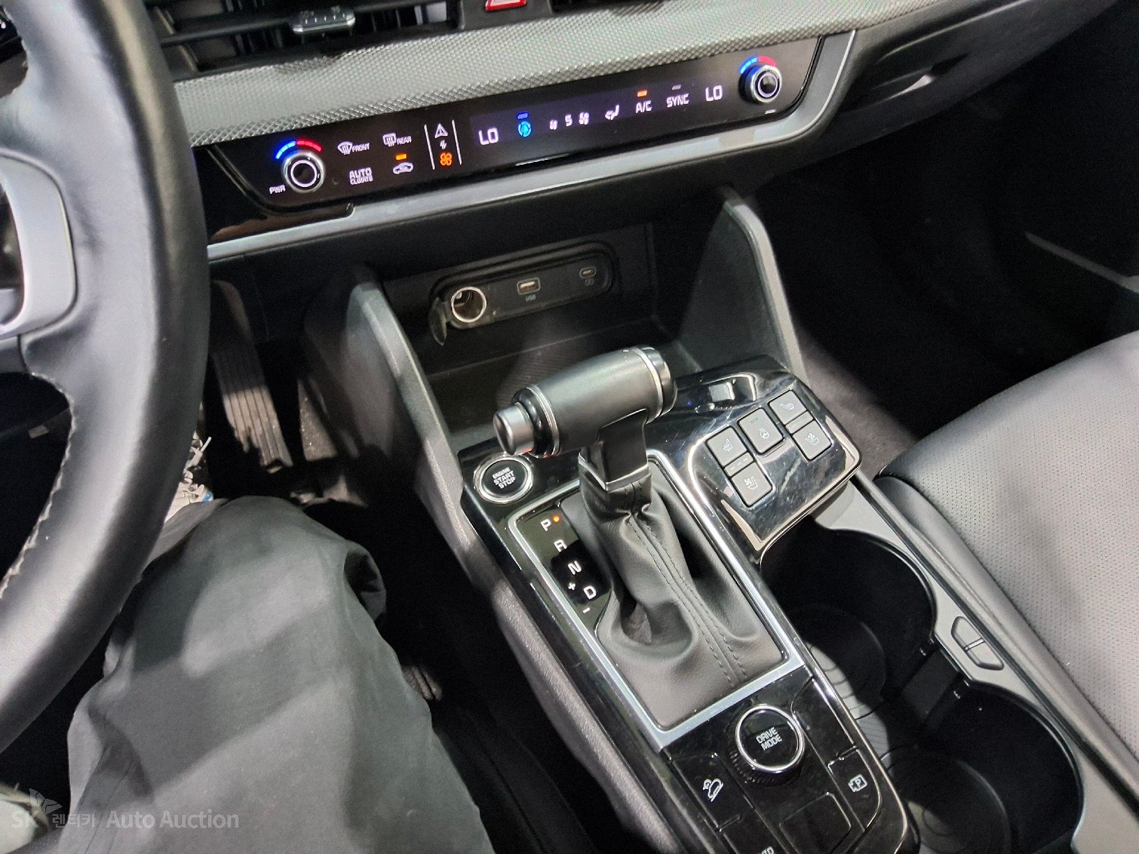 2023 - kia sportage
